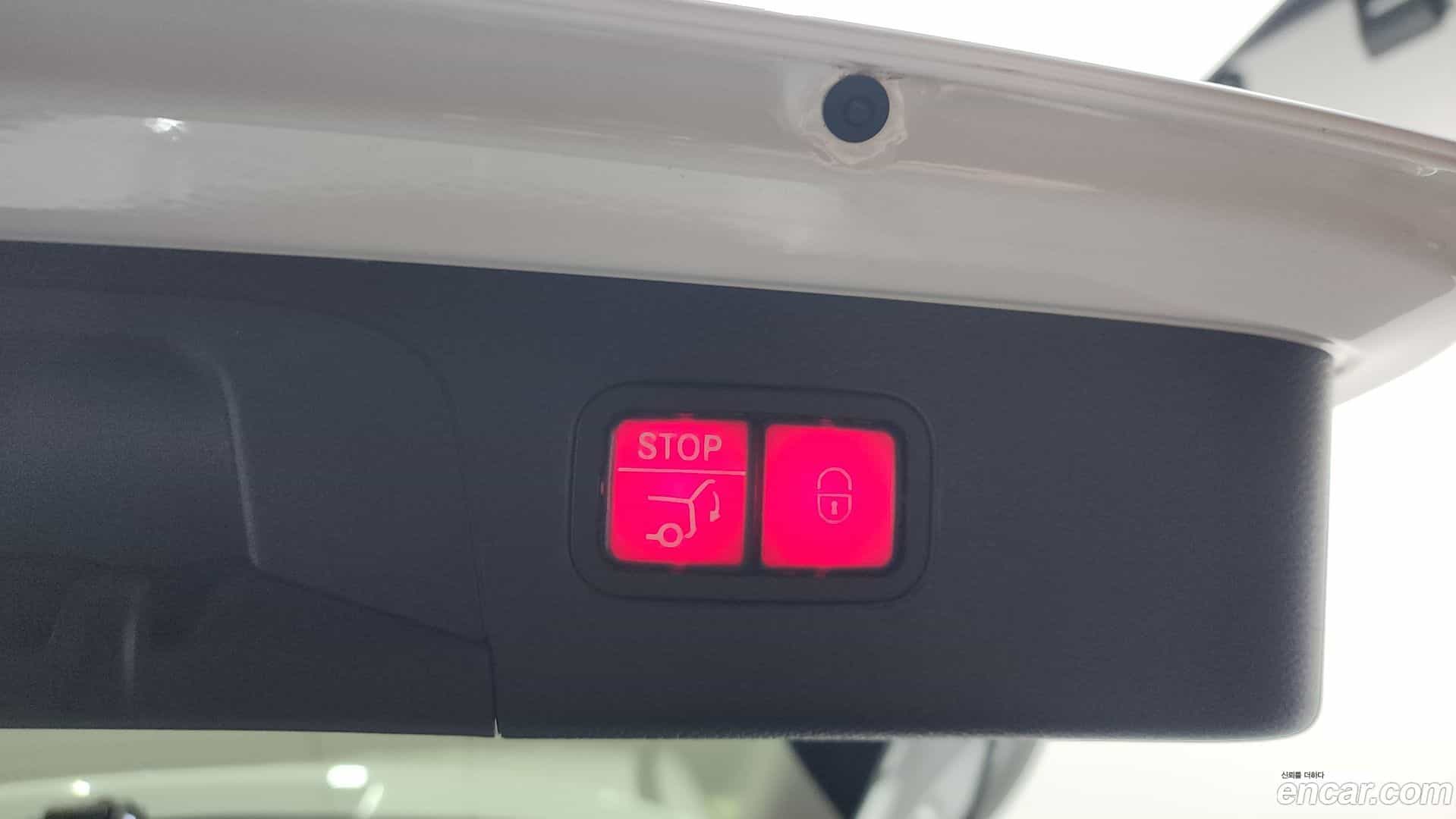 GLC-Class Mercedes-Benz 2019.6-OPTION-023