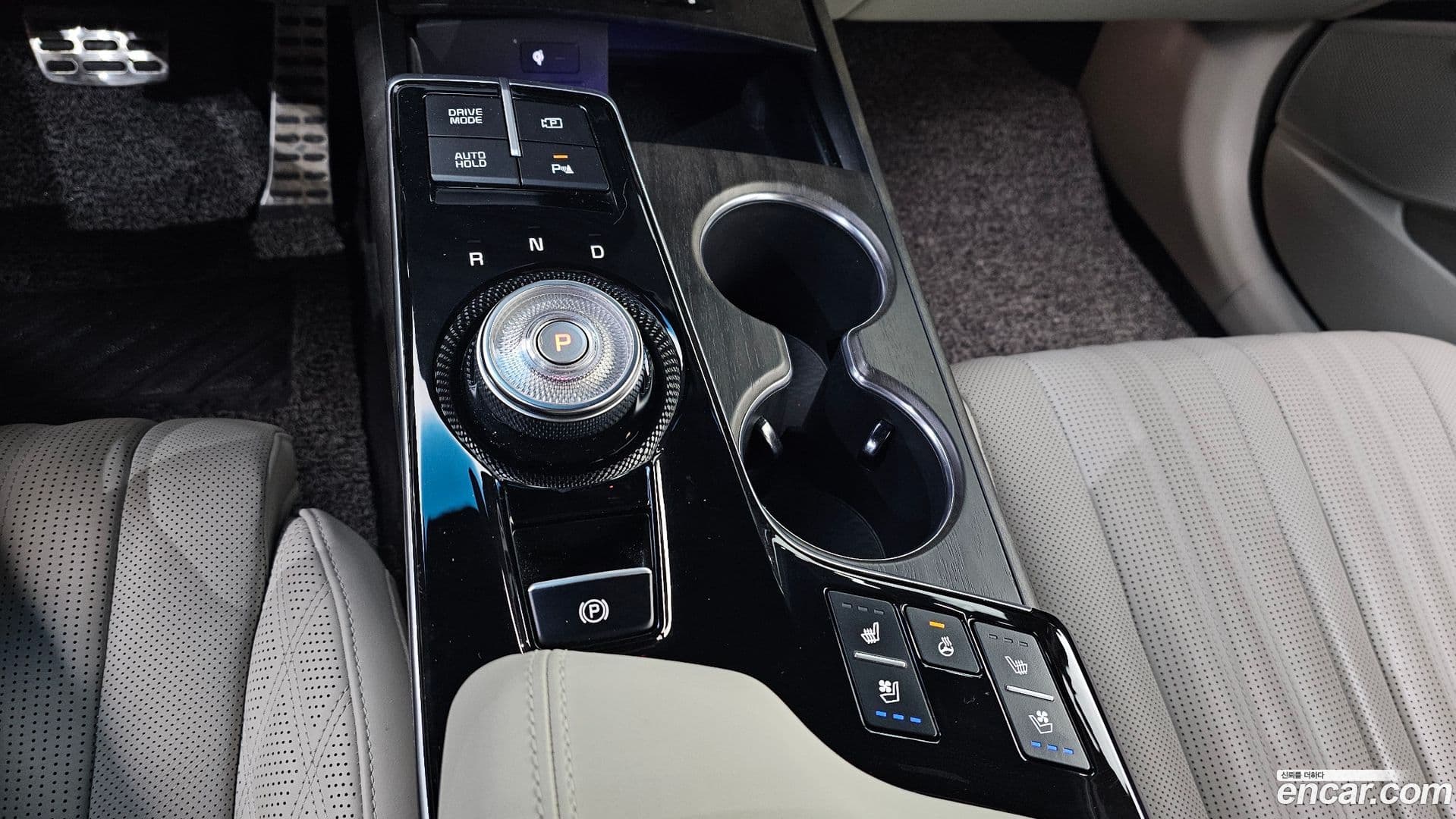 Main__Slider__Photo:K8 Kia 2022.6-8