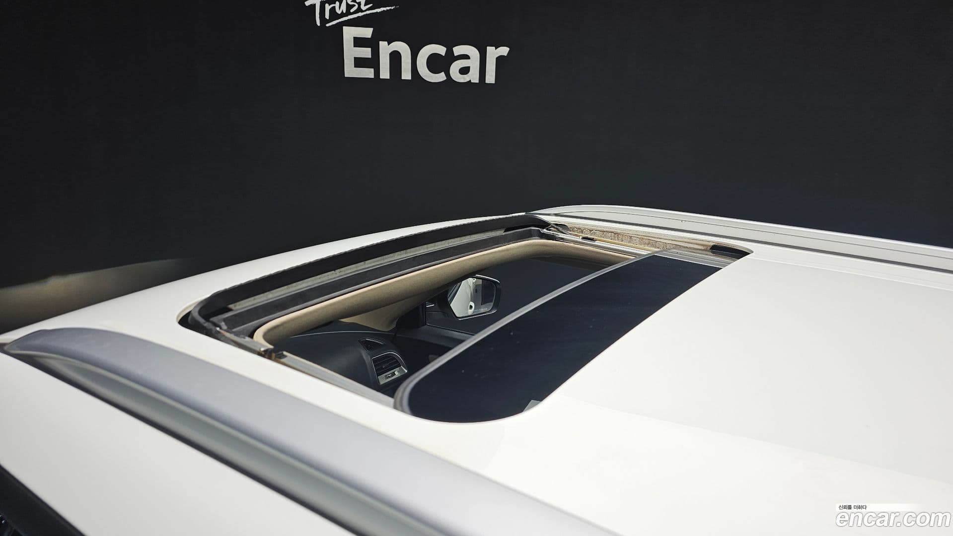 Main__Slider__Photo:TIBOLI KG_Mobility_Ssangyong 2016.5-16