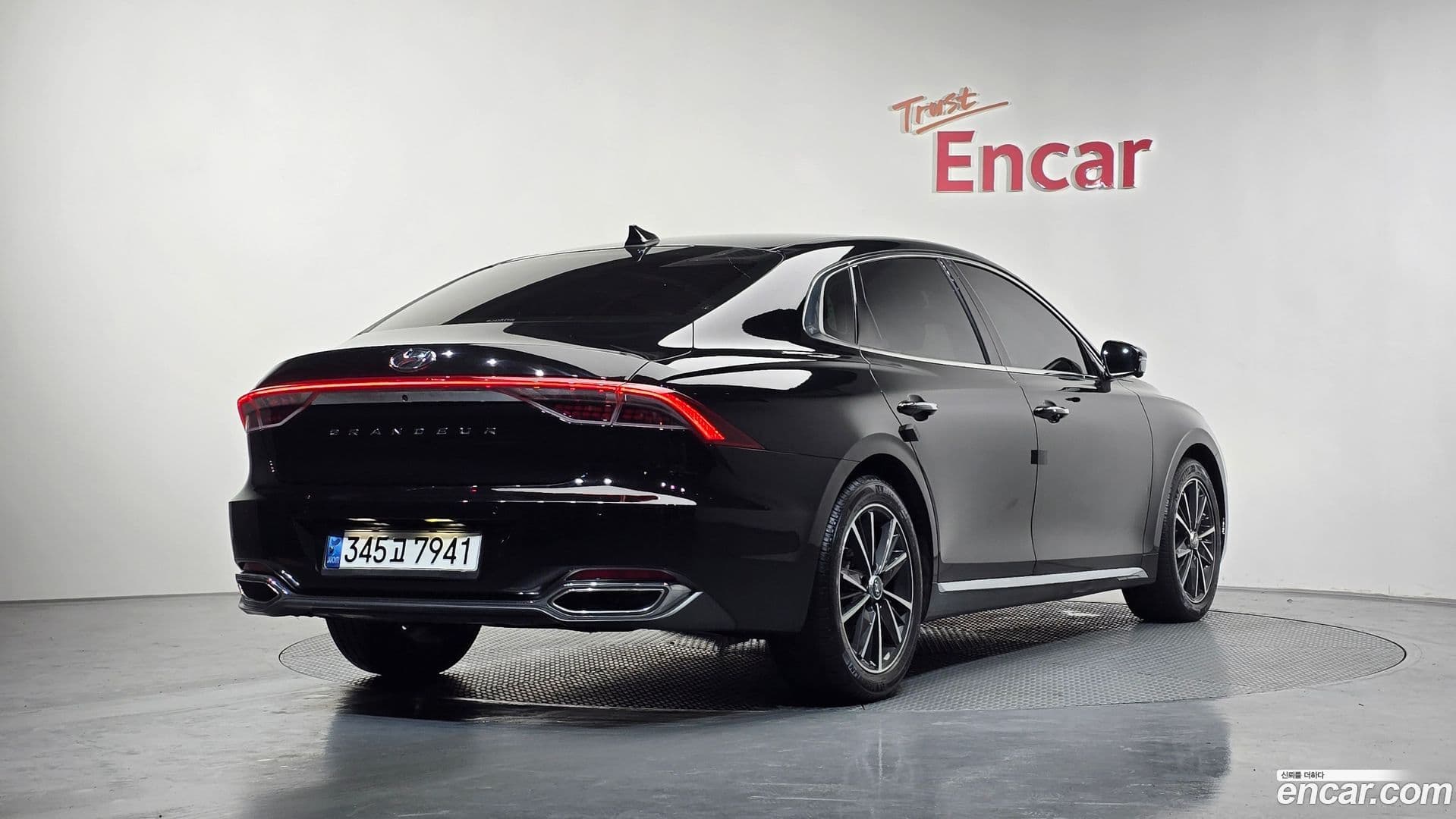 Main__Slider__Photo:Grandeur Hyundai 2020.7-1