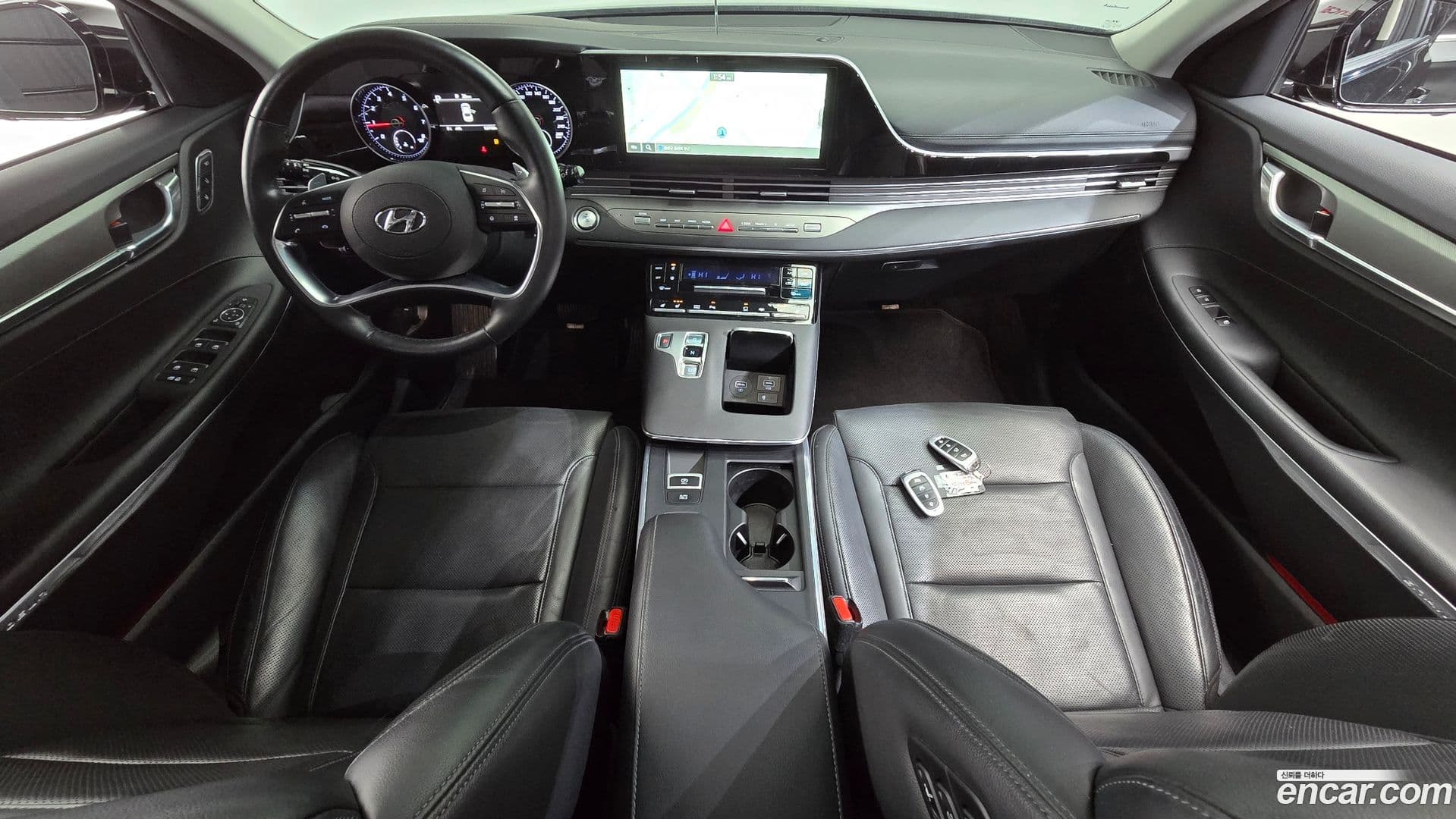 Main__Slider__Photo:Grandeur Hyundai 2020.7-6