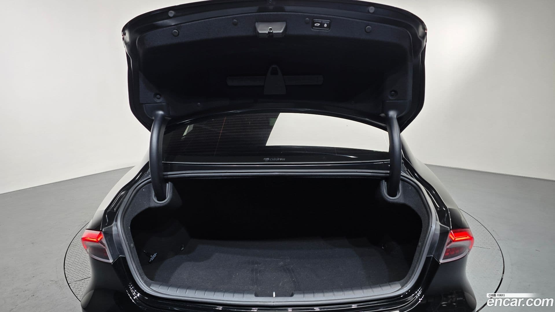 Main__Slider__Photo:Grandeur Hyundai 2020.7-19