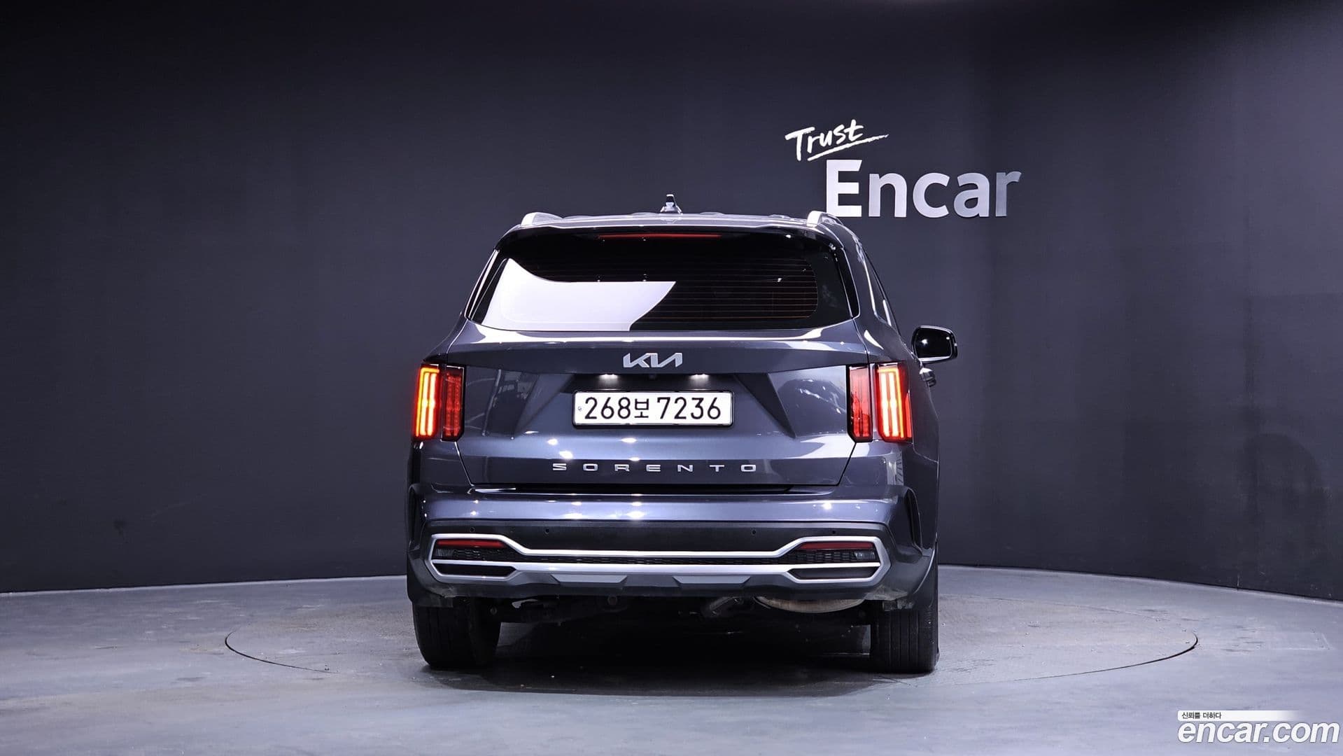 Main__Slider__Photo:Sorento Kia 2021.11-3