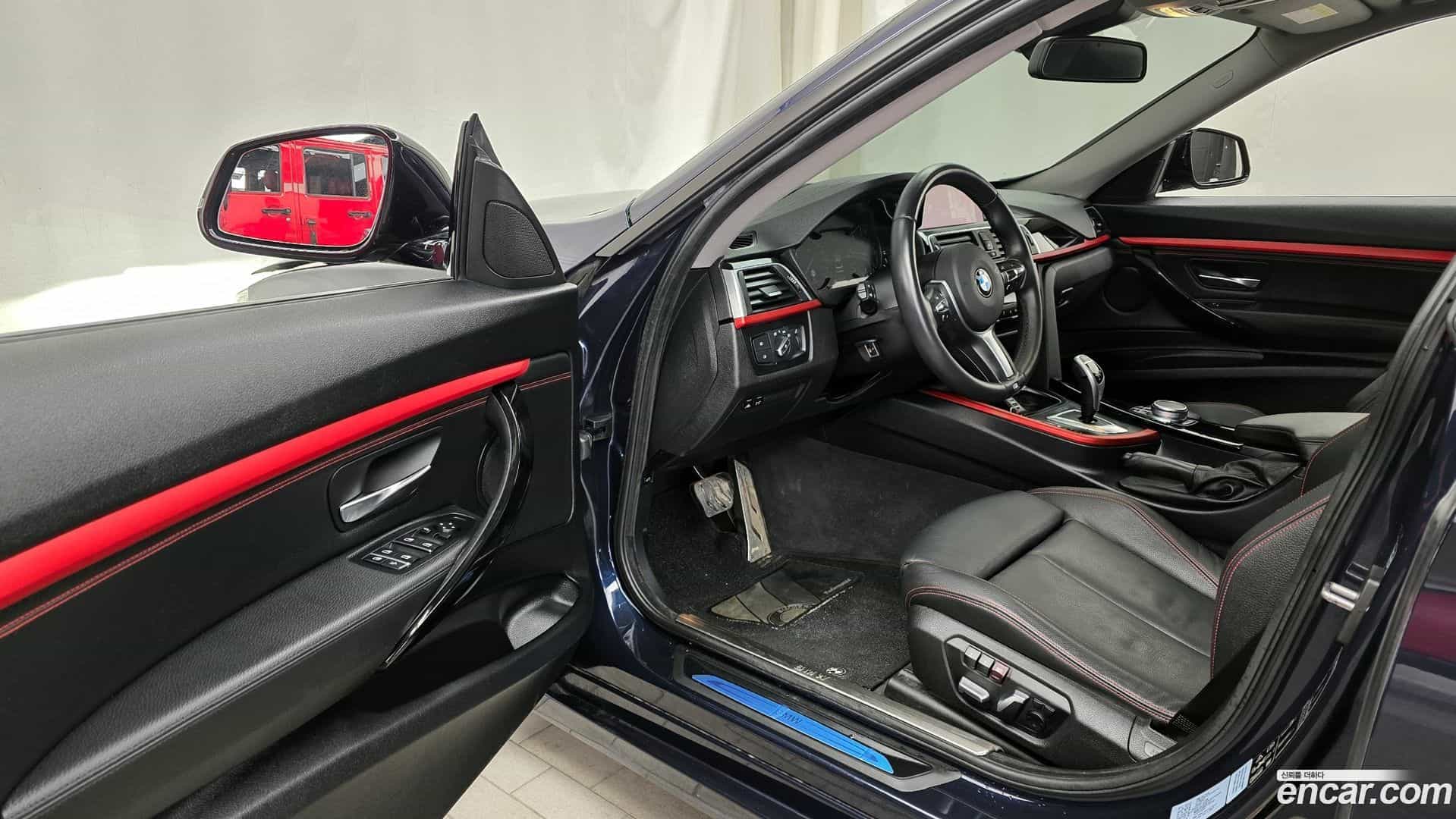 Gran Turismo BMW 2020.4-INNER-010