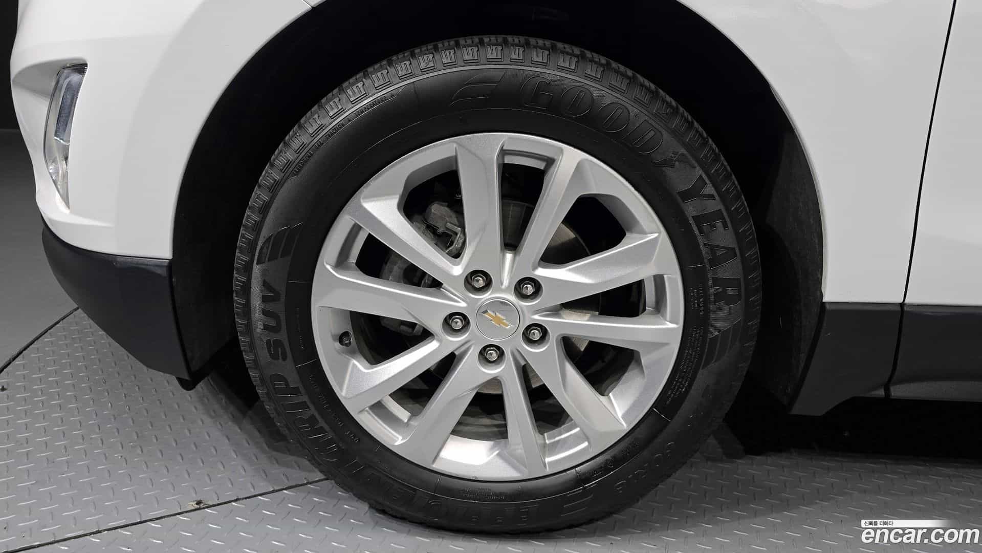 Equinox ChevroletGMDaewoo 2020.2-OUTER-005