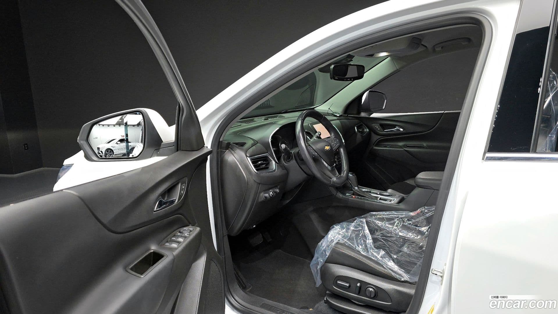 Main__Slider__Photo:Equinox ChevroletGMDaewoo 2020.2-9