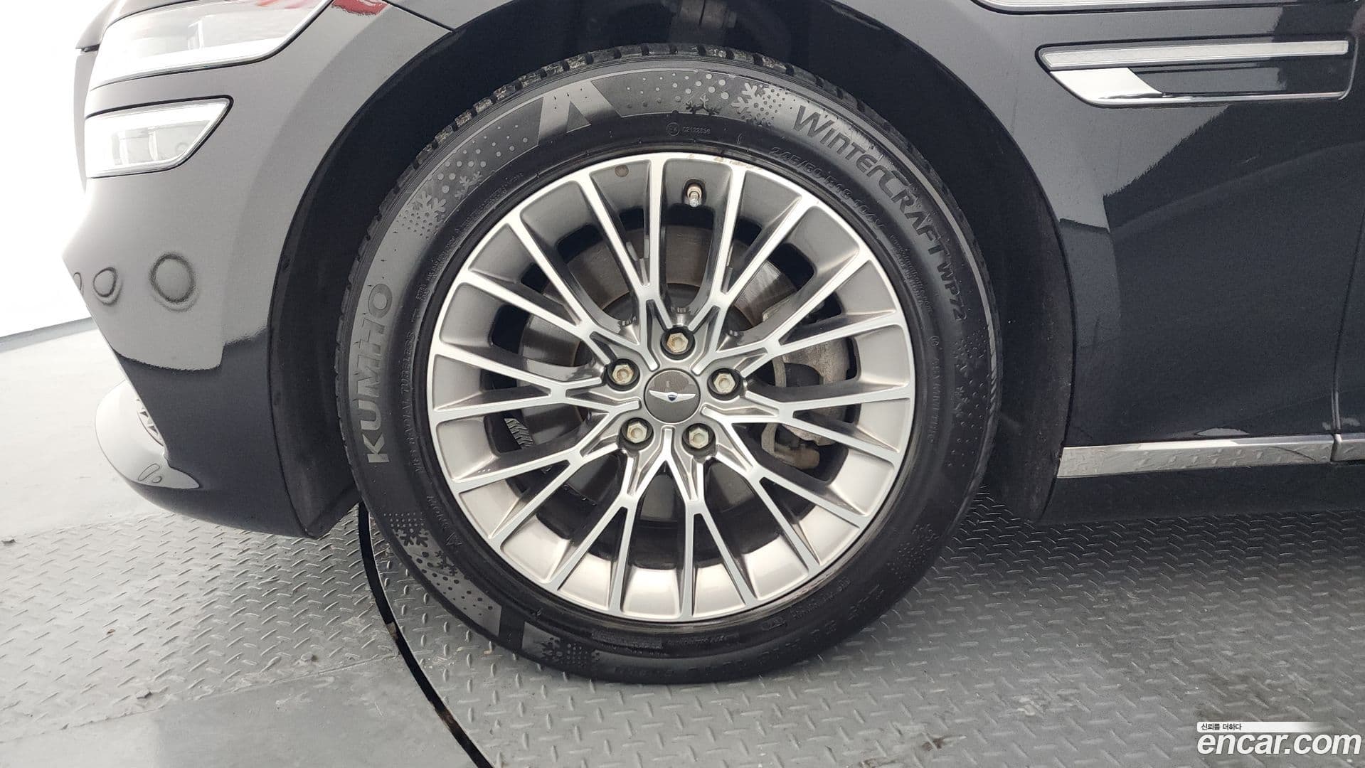 Main__Slider__Photo:G80 Genesis 2021.3-4