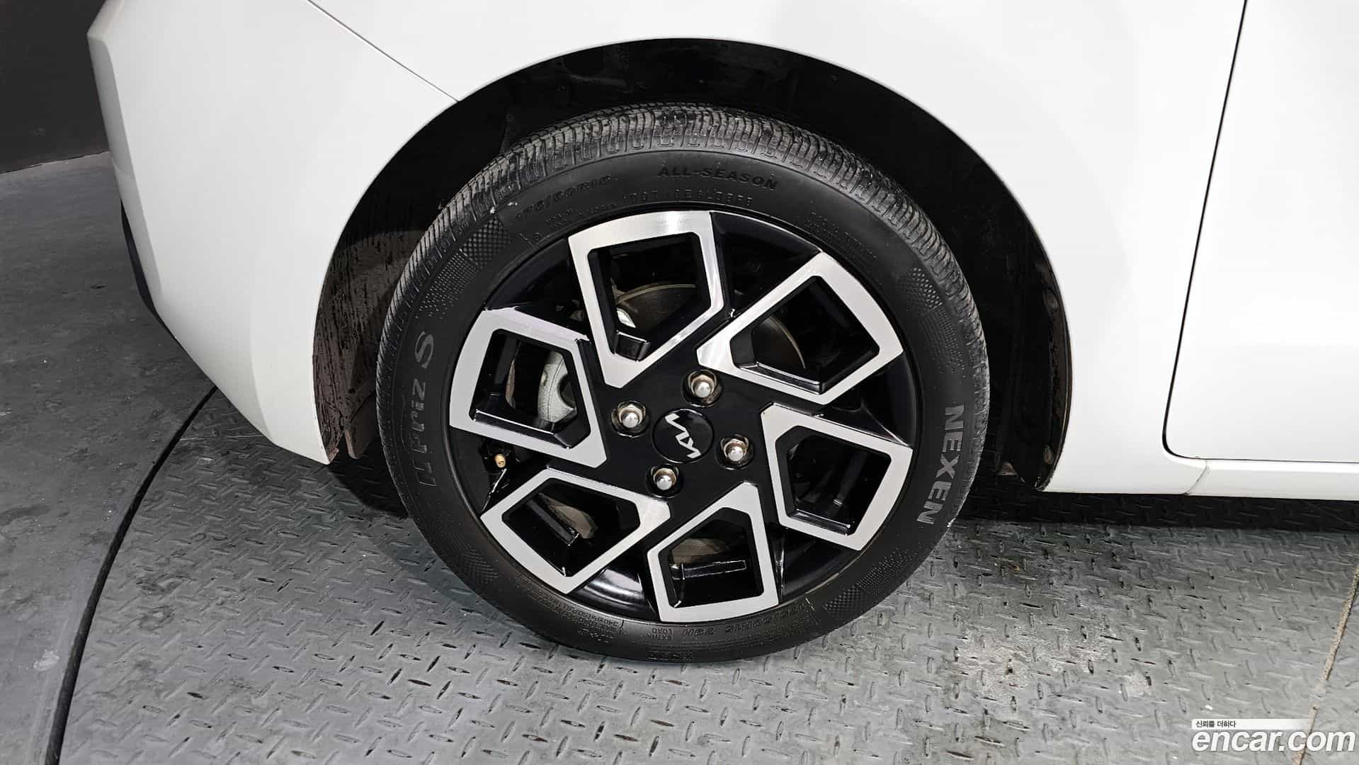 RAY Kia 2024.0-OUTER-005