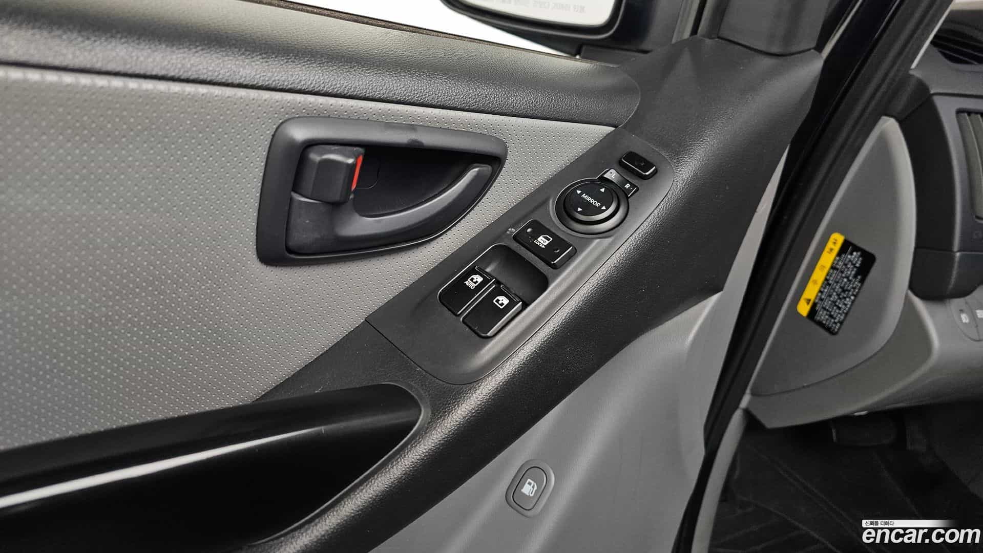 Starex Hyundai 2019.10-OPTION-019