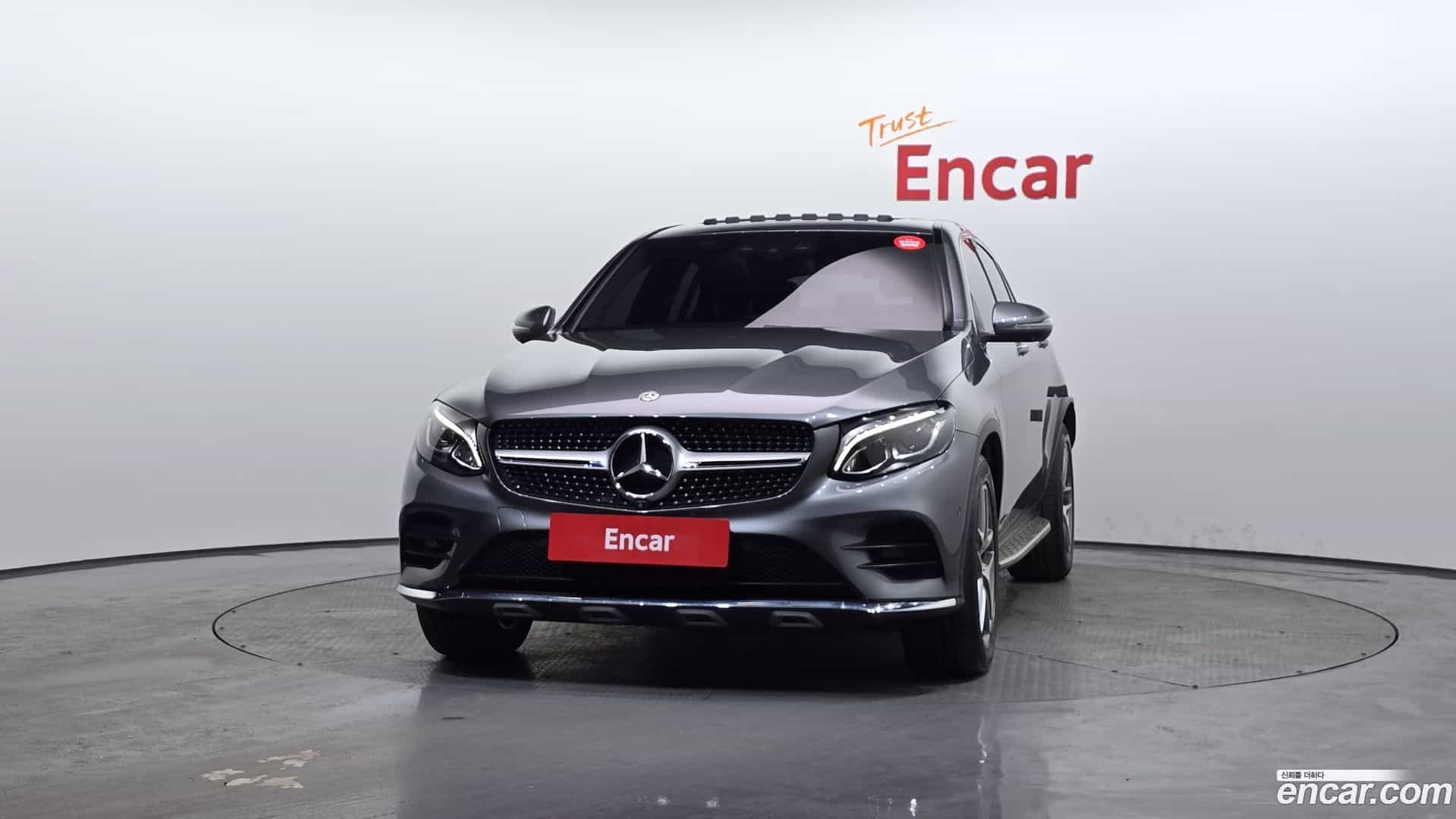 GLC-Class Mercedes-Benz 2017.10-OUTER-003