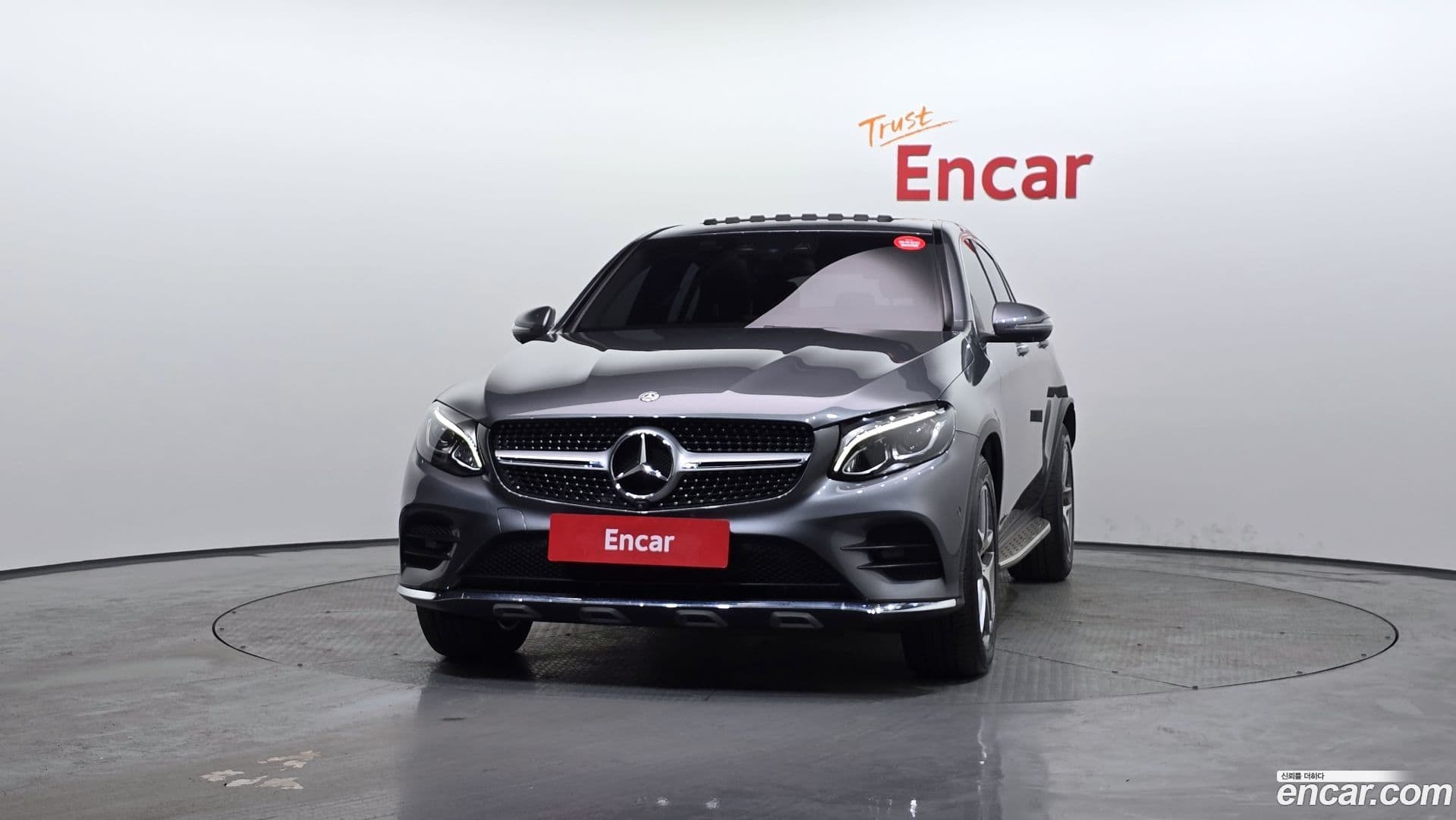 Main__Slider__Photo:GLC-Class Mercedes-Benz 2017.10-2