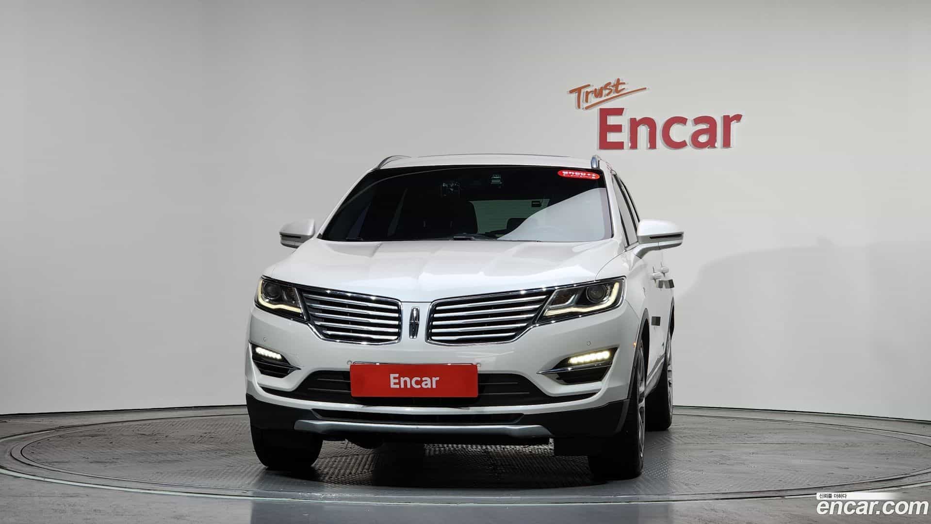 MKC Lincoln 2014.11-OUTER-003