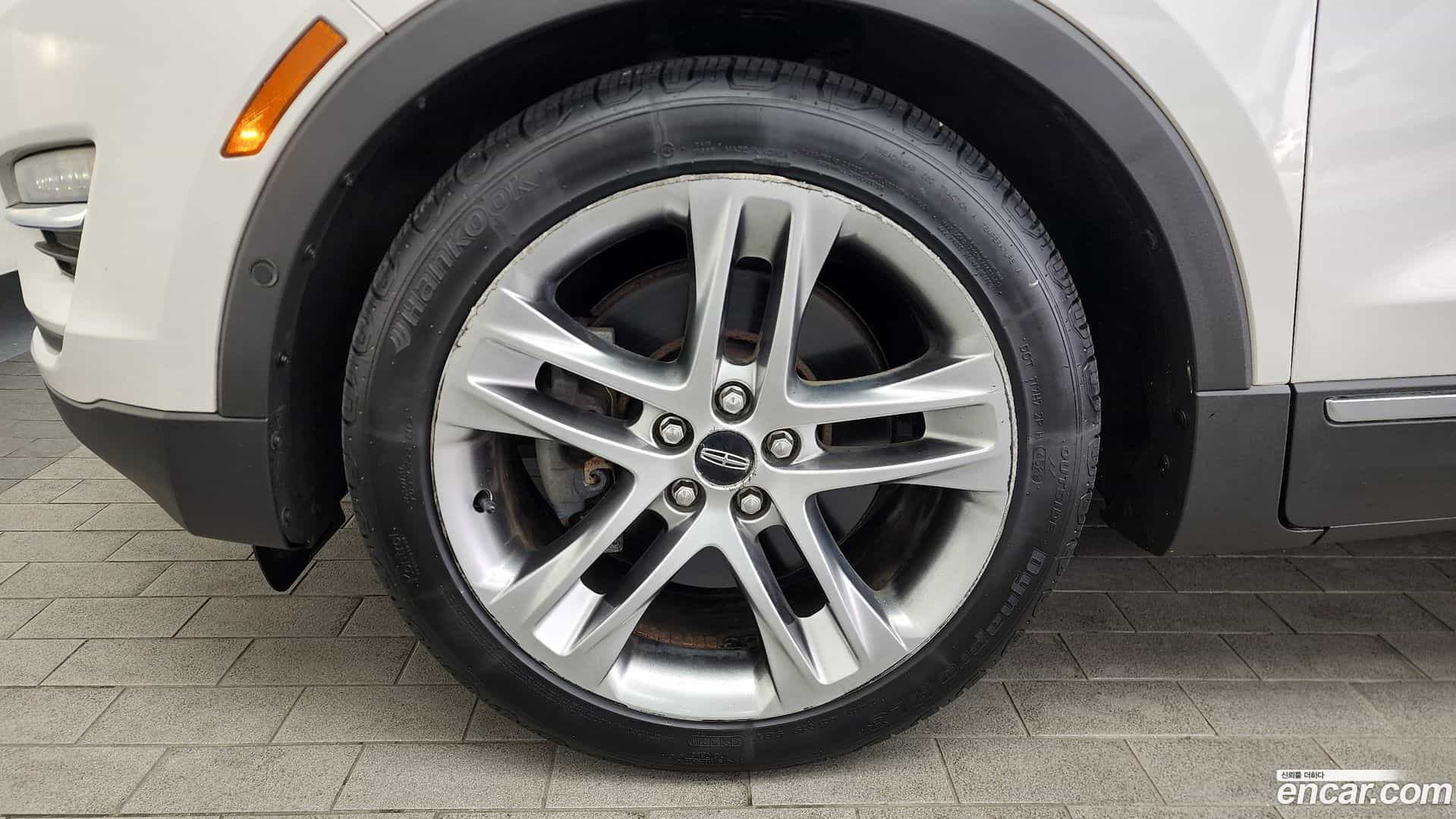 MKC Lincoln 2014.11-OUTER-005