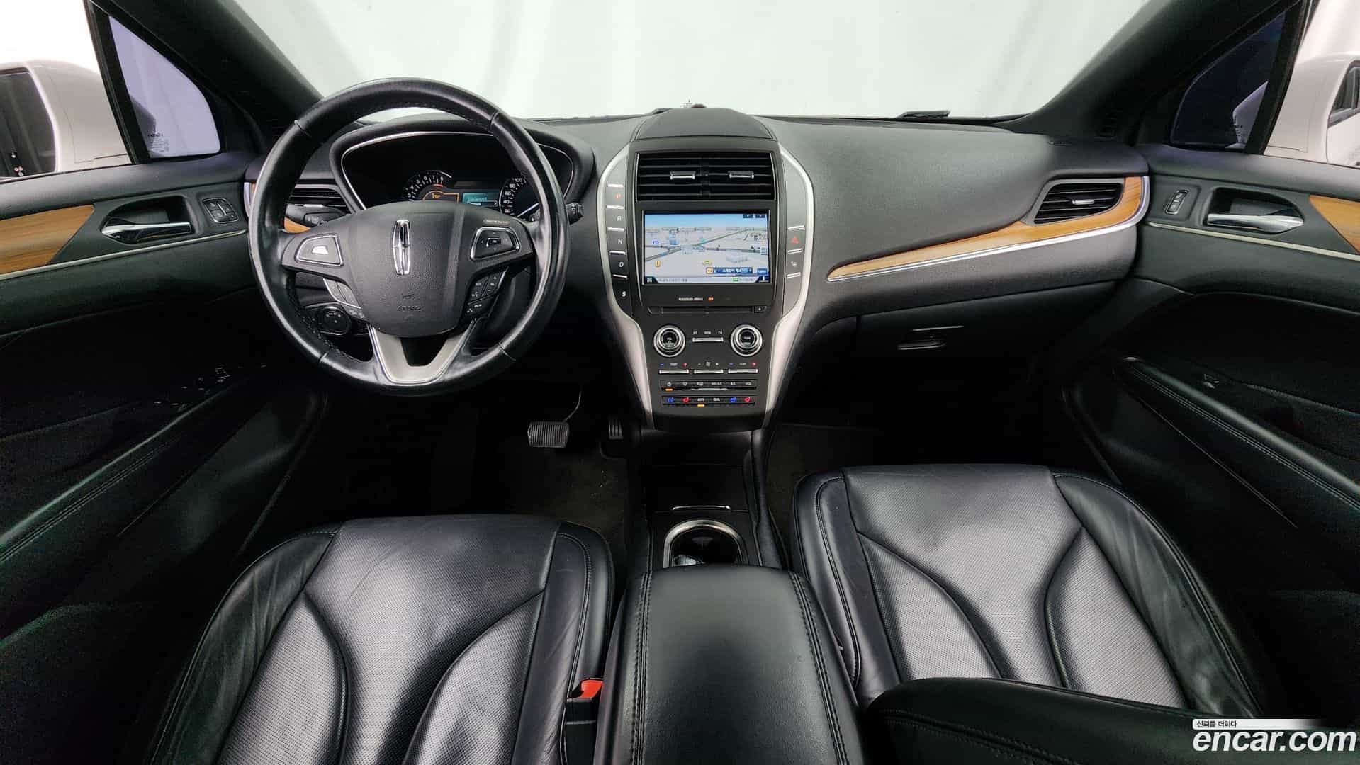 MKC Lincoln 2014.11-INNER-007