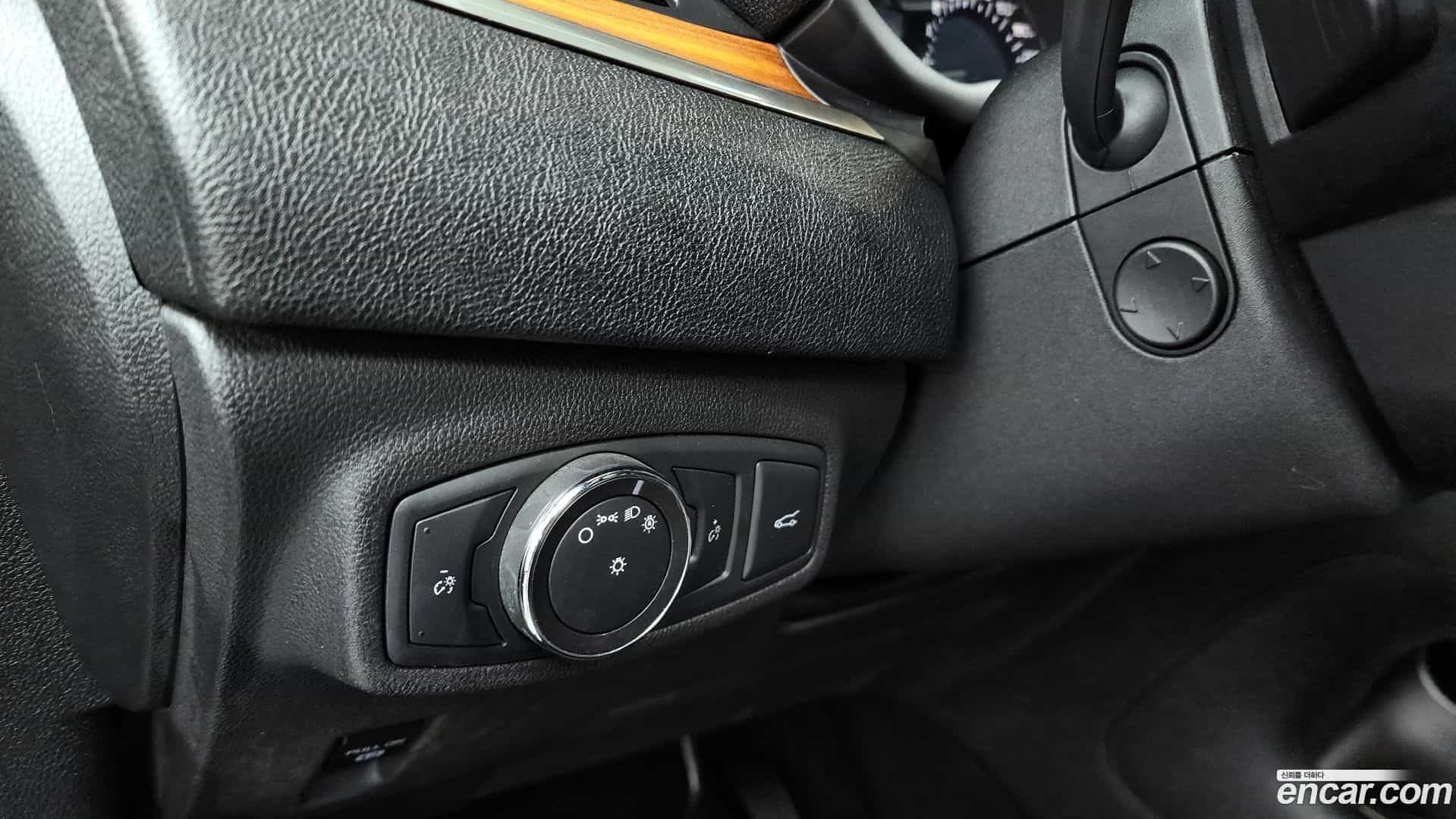 MKC Lincoln 2014.11-OPTION-020