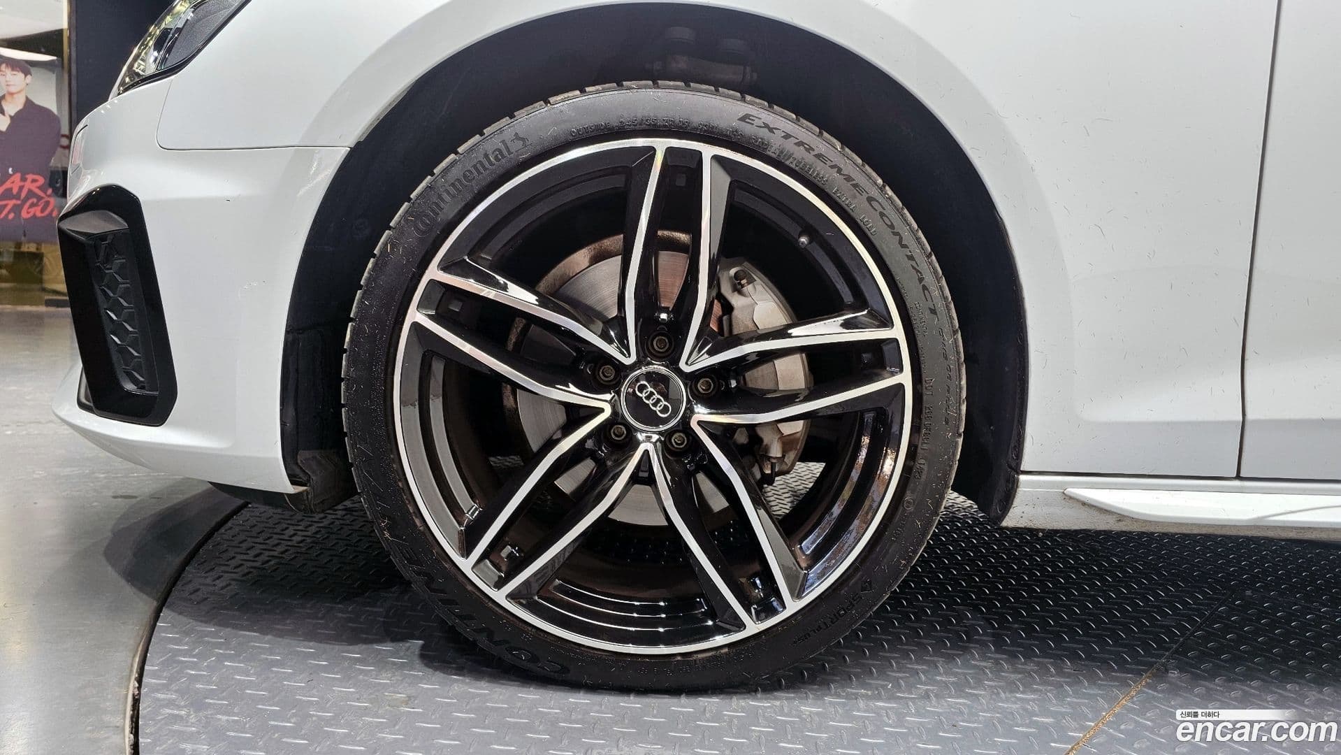 Main__Slider__Photo:A4 Audi 2020.4-4