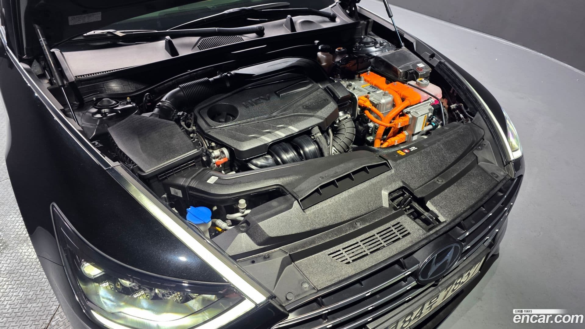 Main__Slider__Photo:Sonata Hyundai 2021.0-5