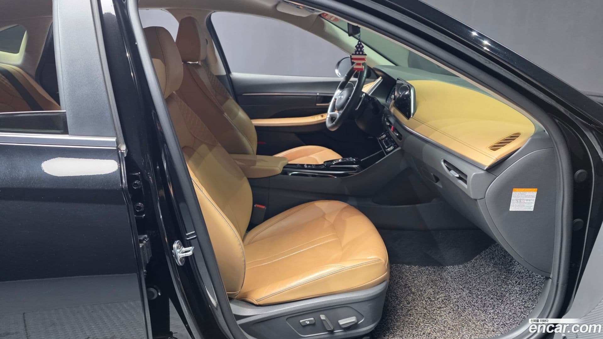 Main__Slider__Photo:Sonata Hyundai 2021.0-10