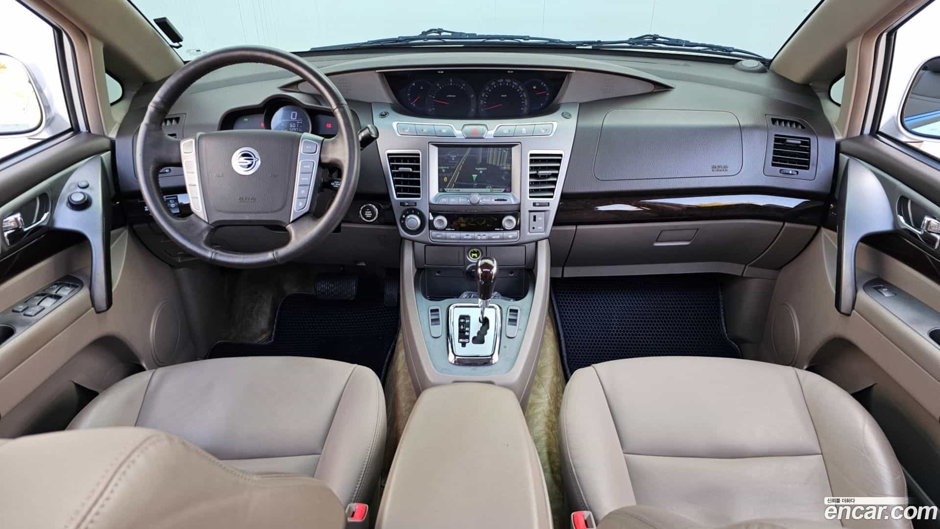 KORANDO KG_Mobility_Ssangyong 2014.1-INNER-007