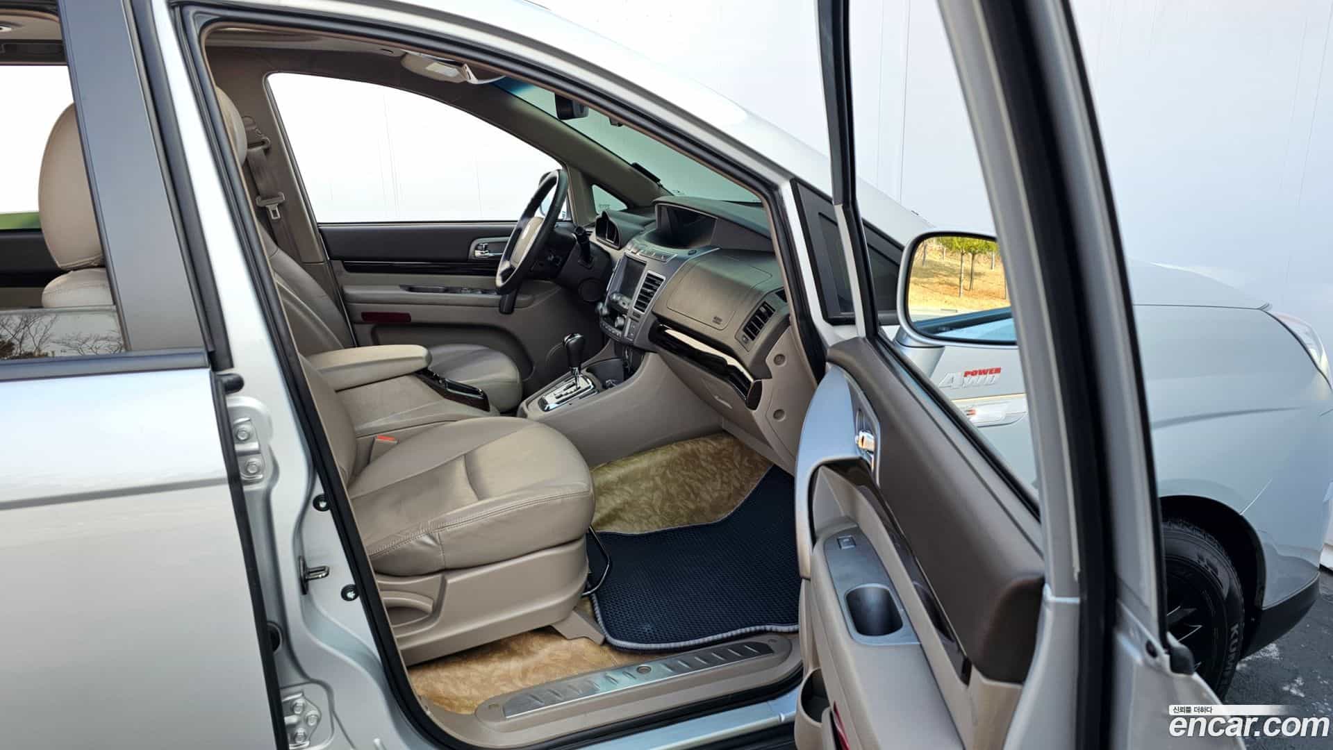 KORANDO KG_Mobility_Ssangyong 2014.1-OPTION-016