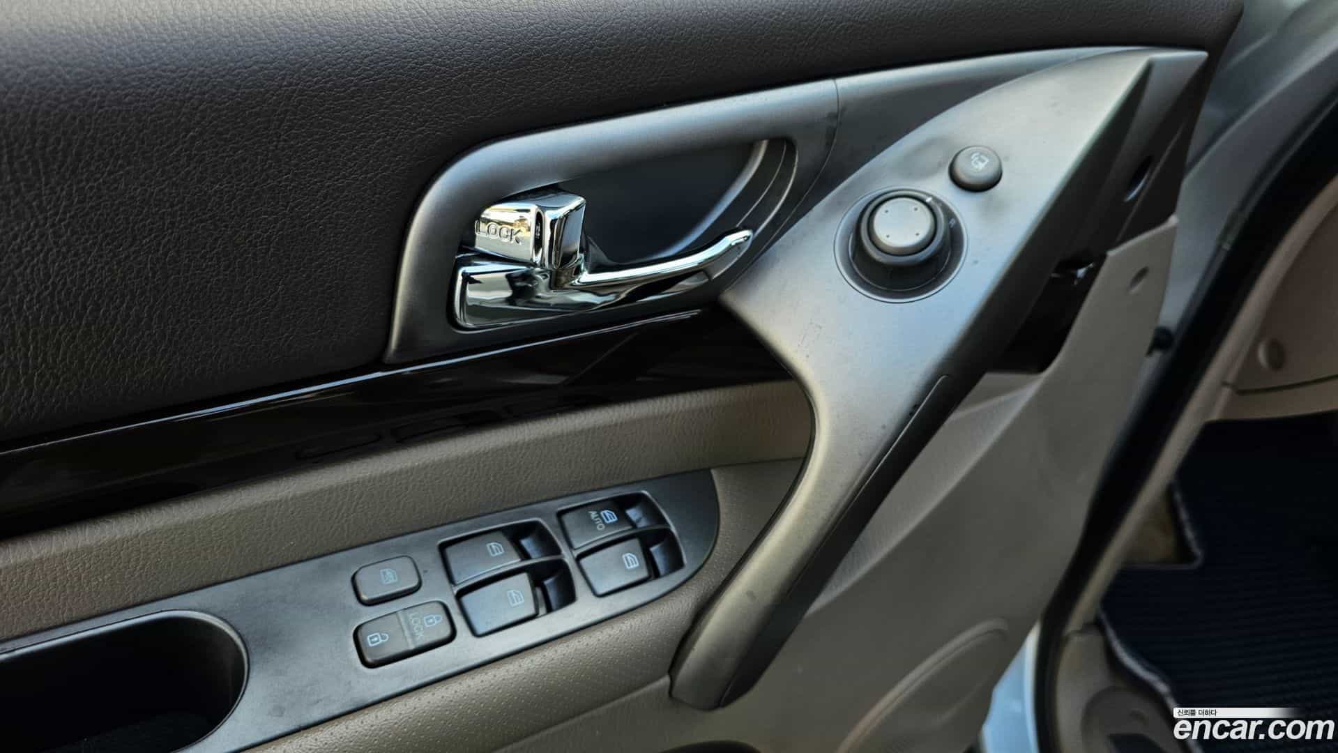 KORANDO KG_Mobility_Ssangyong 2014.1-OPTION-023