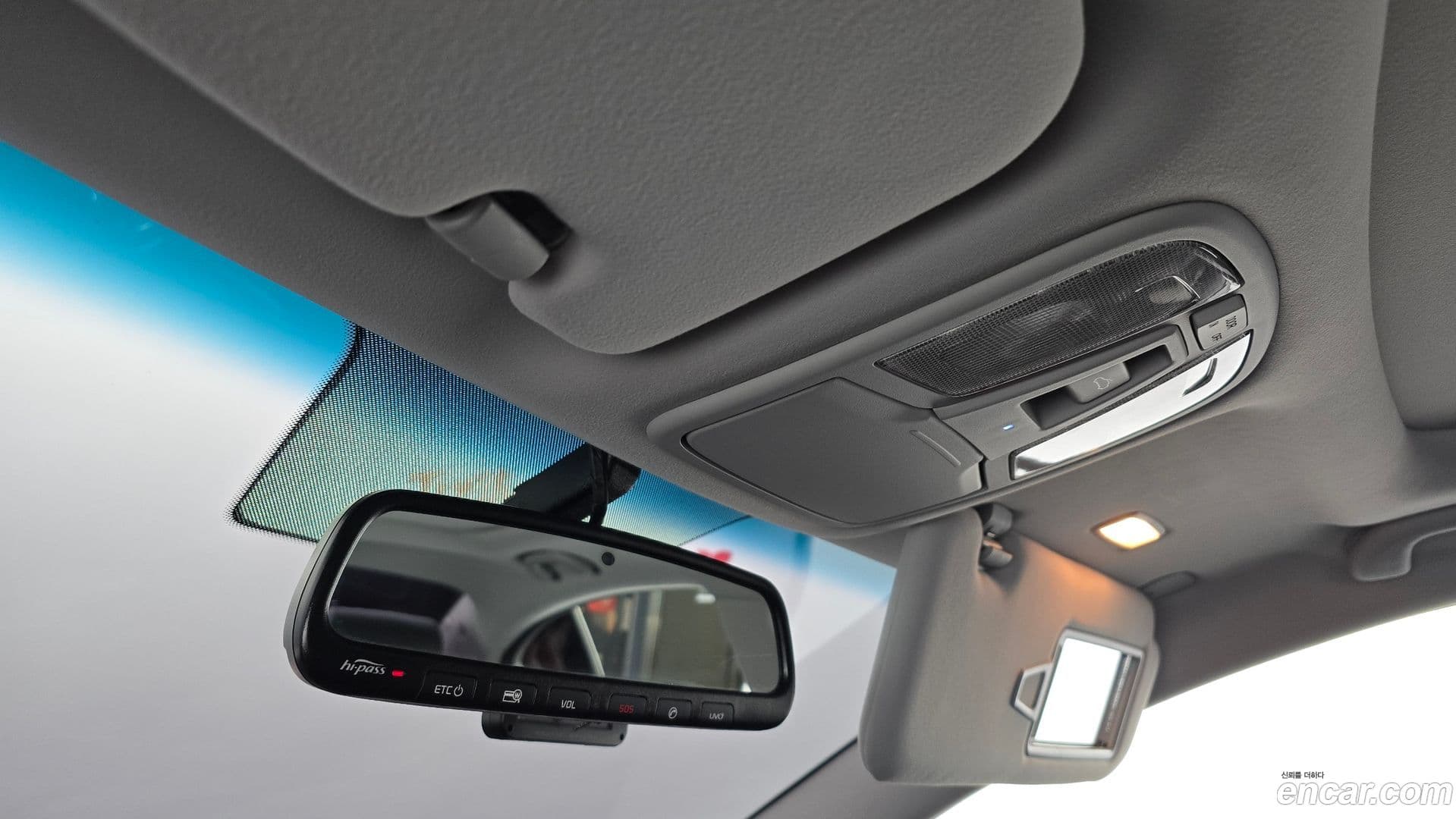 Main__Slider__Photo:K7 Kia 2015.7-16