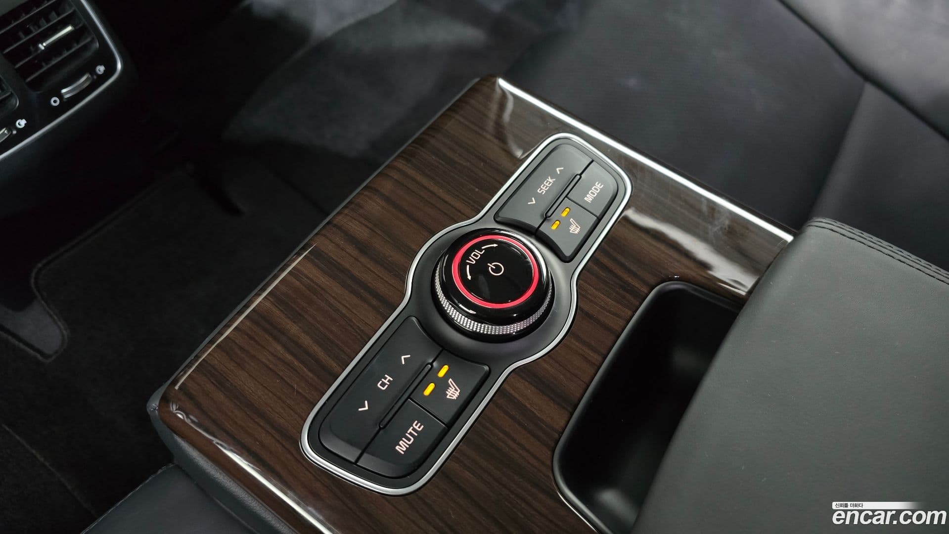 Main__Slider__Photo:K7 Kia 2015.7-17