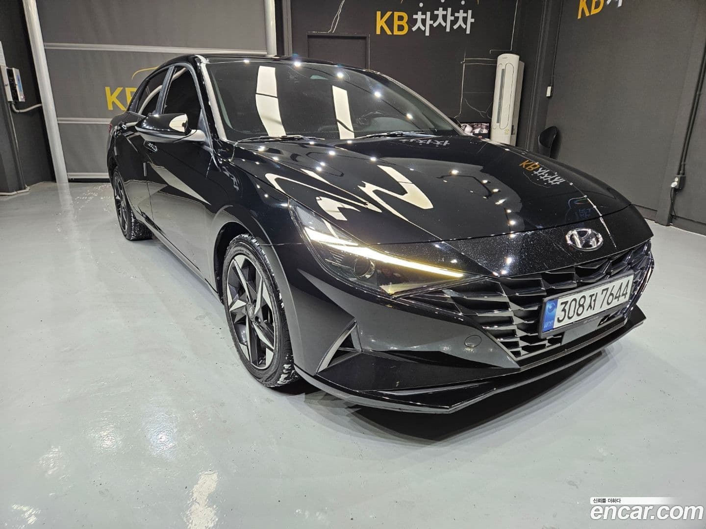 Main__Slider__Photo:AVANTE Hyundai 2020.8-0