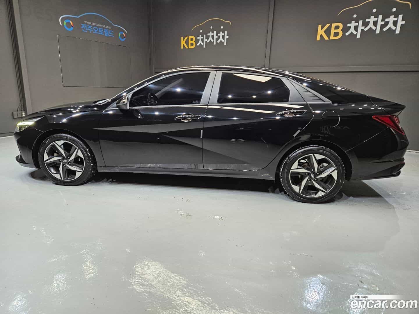 AVANTE Hyundai 2020.8-OUTER-004