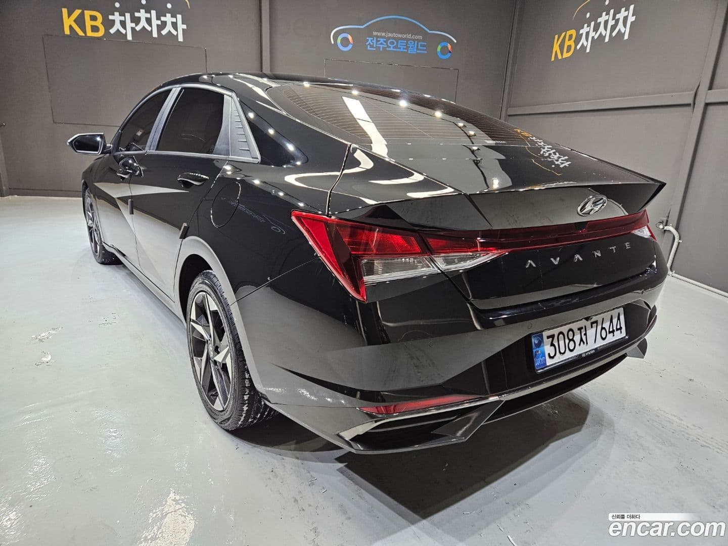 Main__Slider__Photo:AVANTE Hyundai 2020.8-4