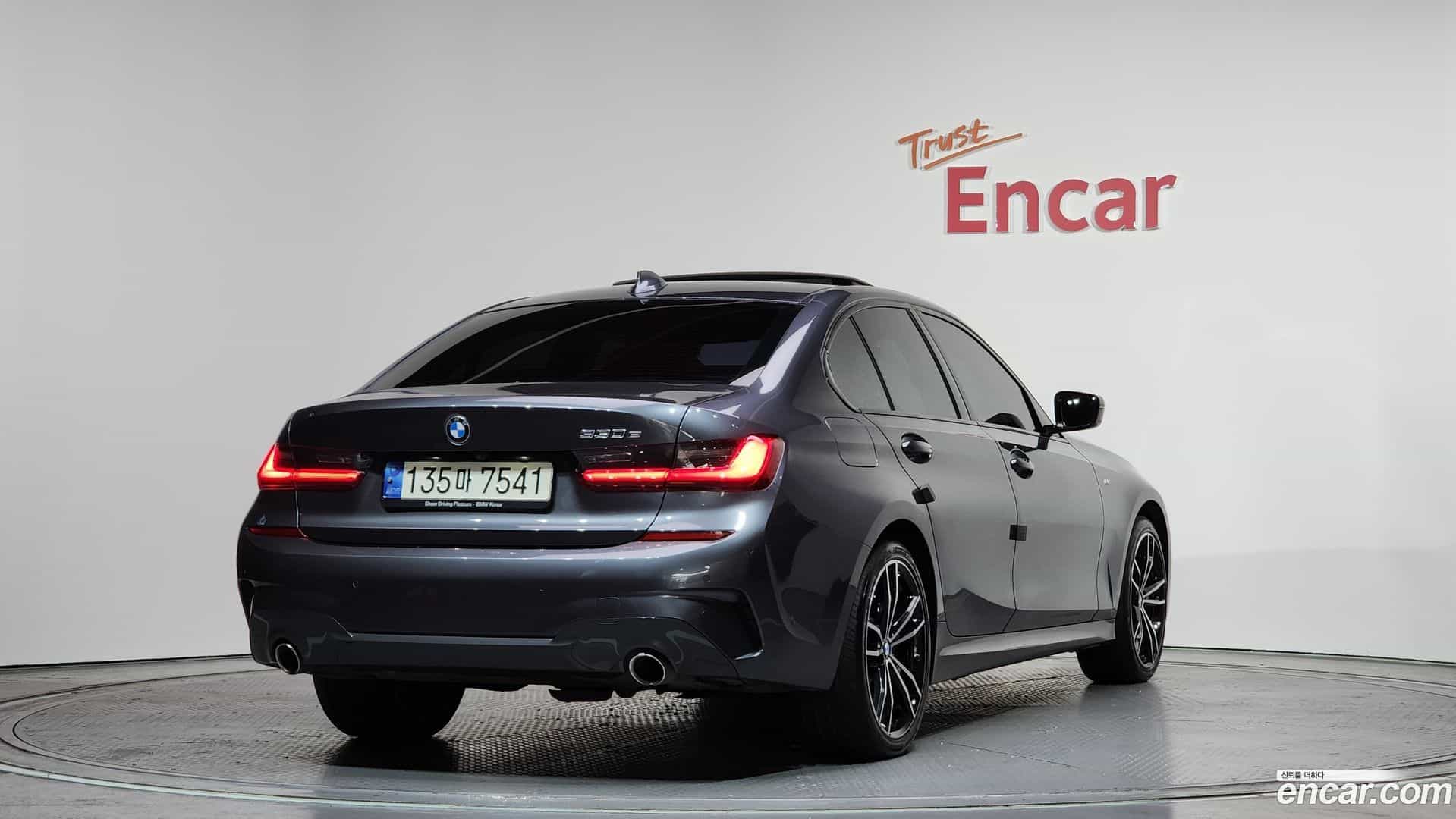 3-Series BMW 2021.2-OUTER-002