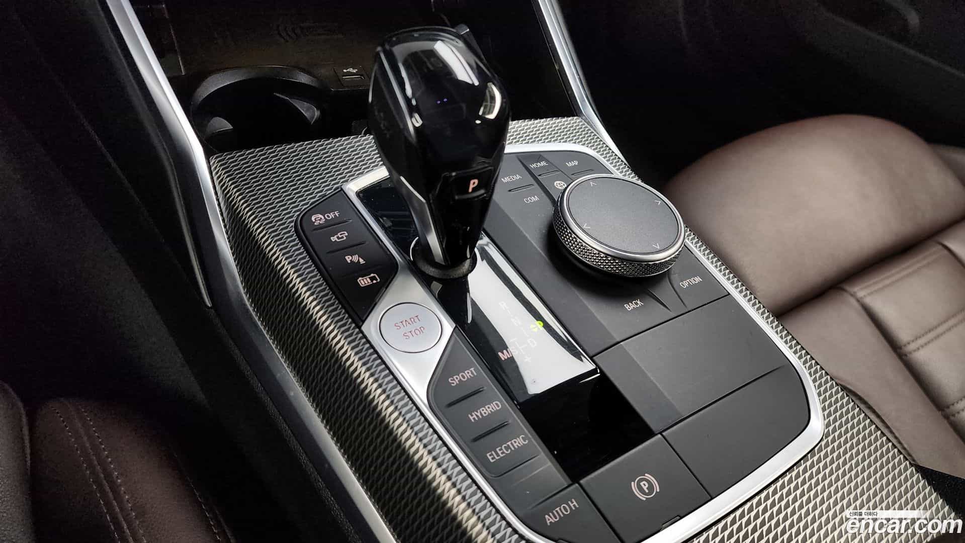 3-Series BMW 2021.2-INNER-009