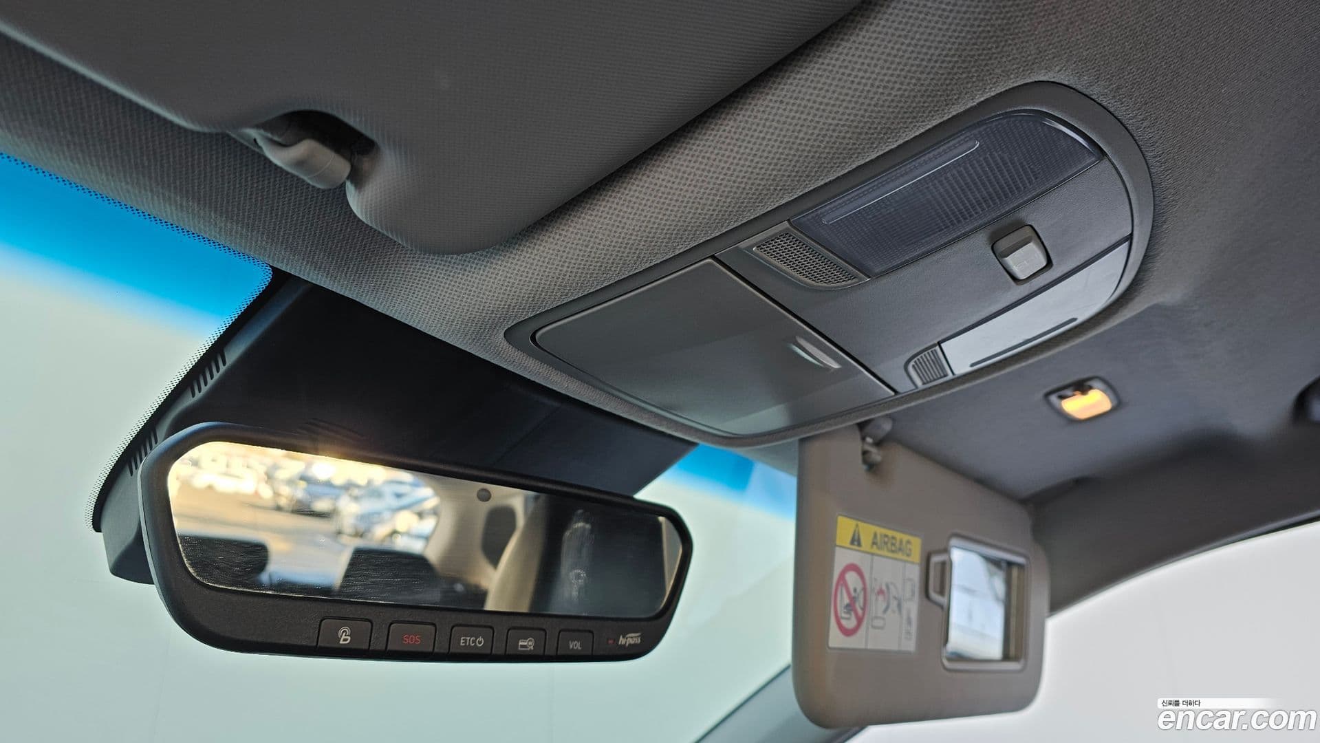 Main__Slider__Photo:Kona Hyundai 2021.10-16