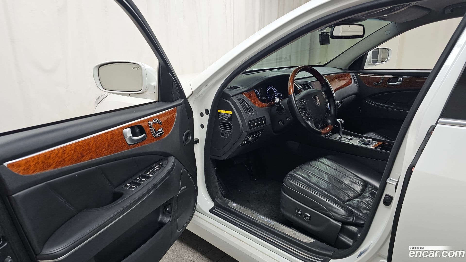 Main__Slider__Photo:Equus Hyundai 2011.5-9