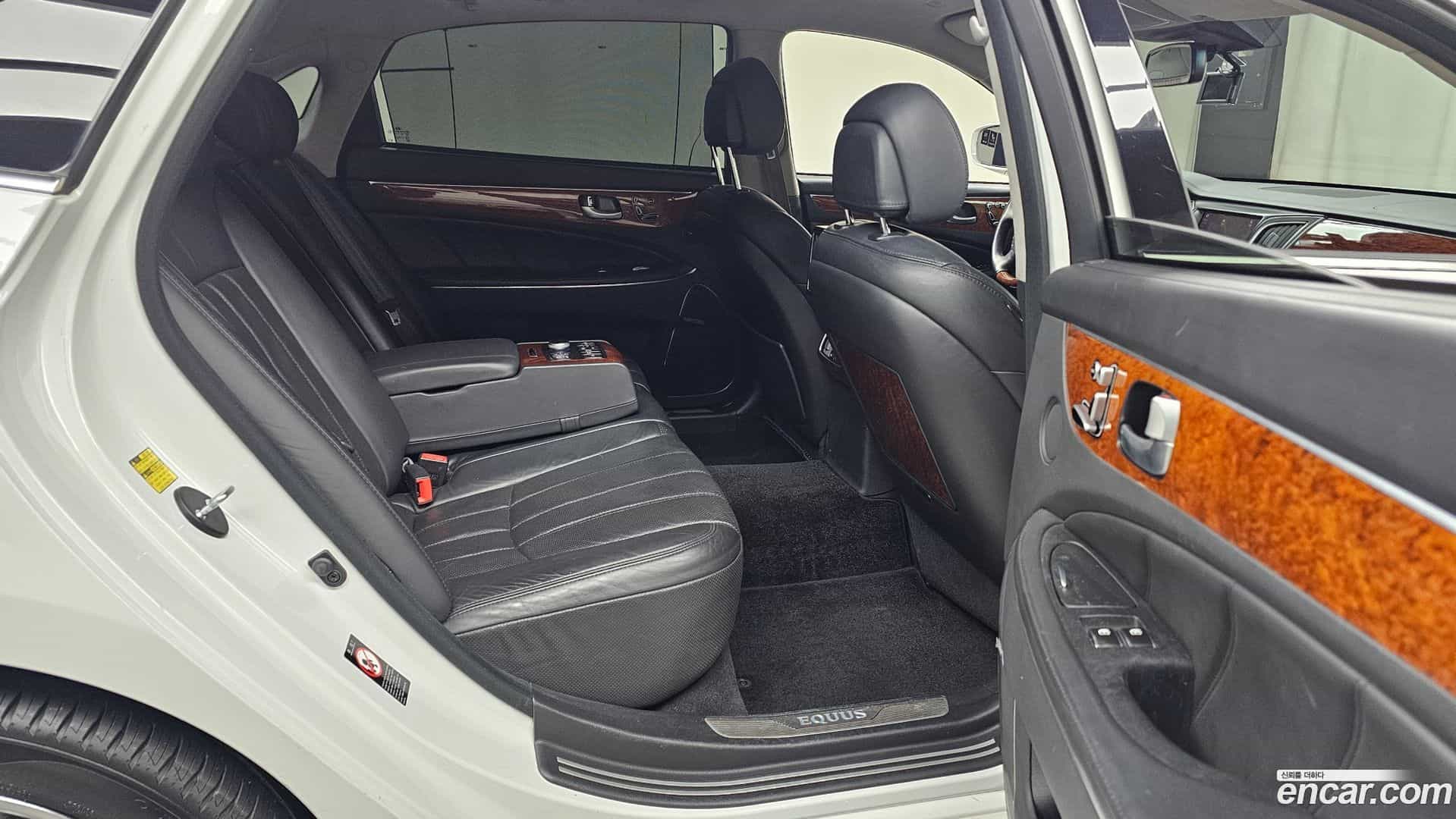 Equus Hyundai 2011.5-OPTION-016