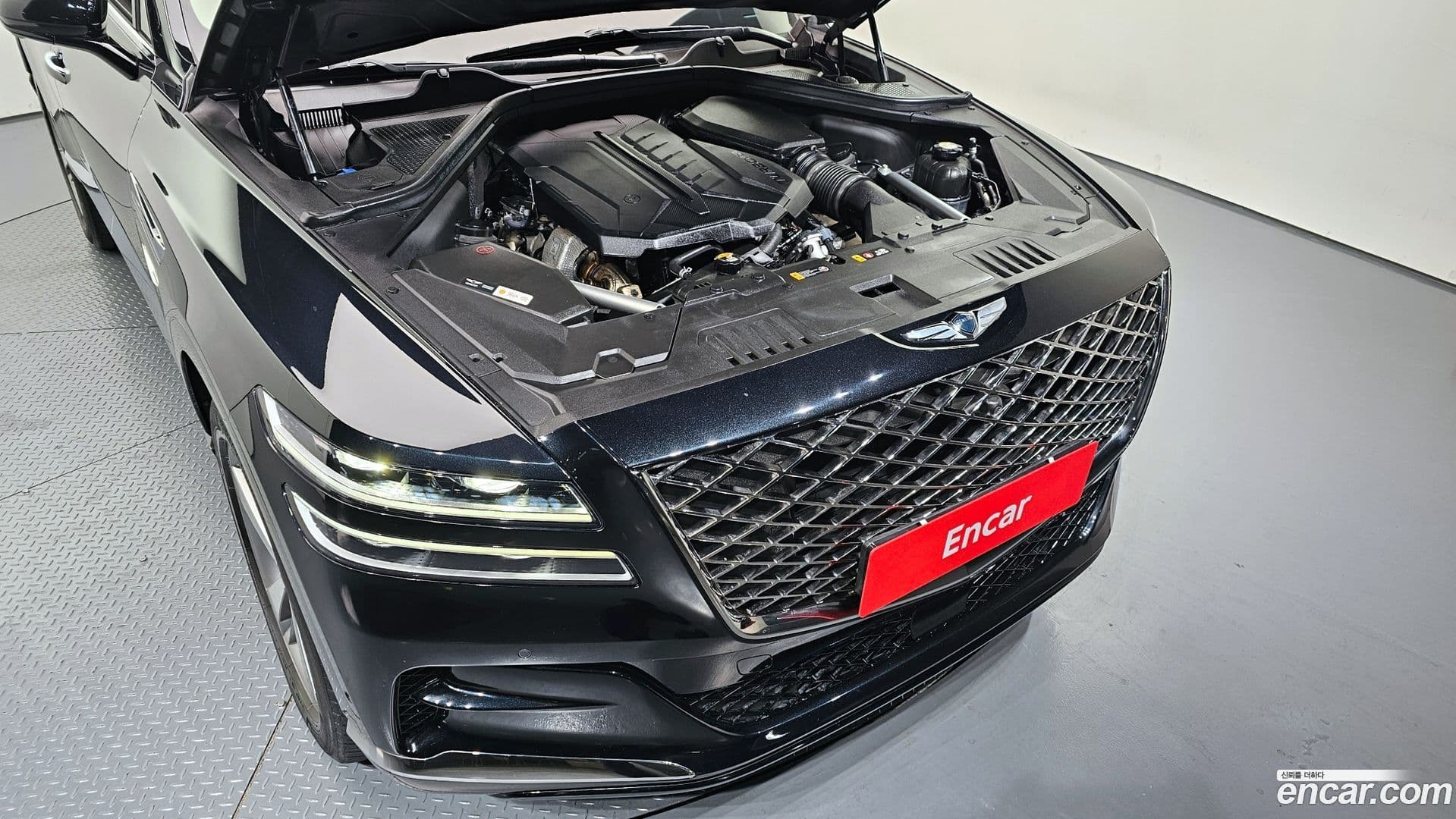 Main__Slider__Photo:GV80 Genesis 2020.2-5