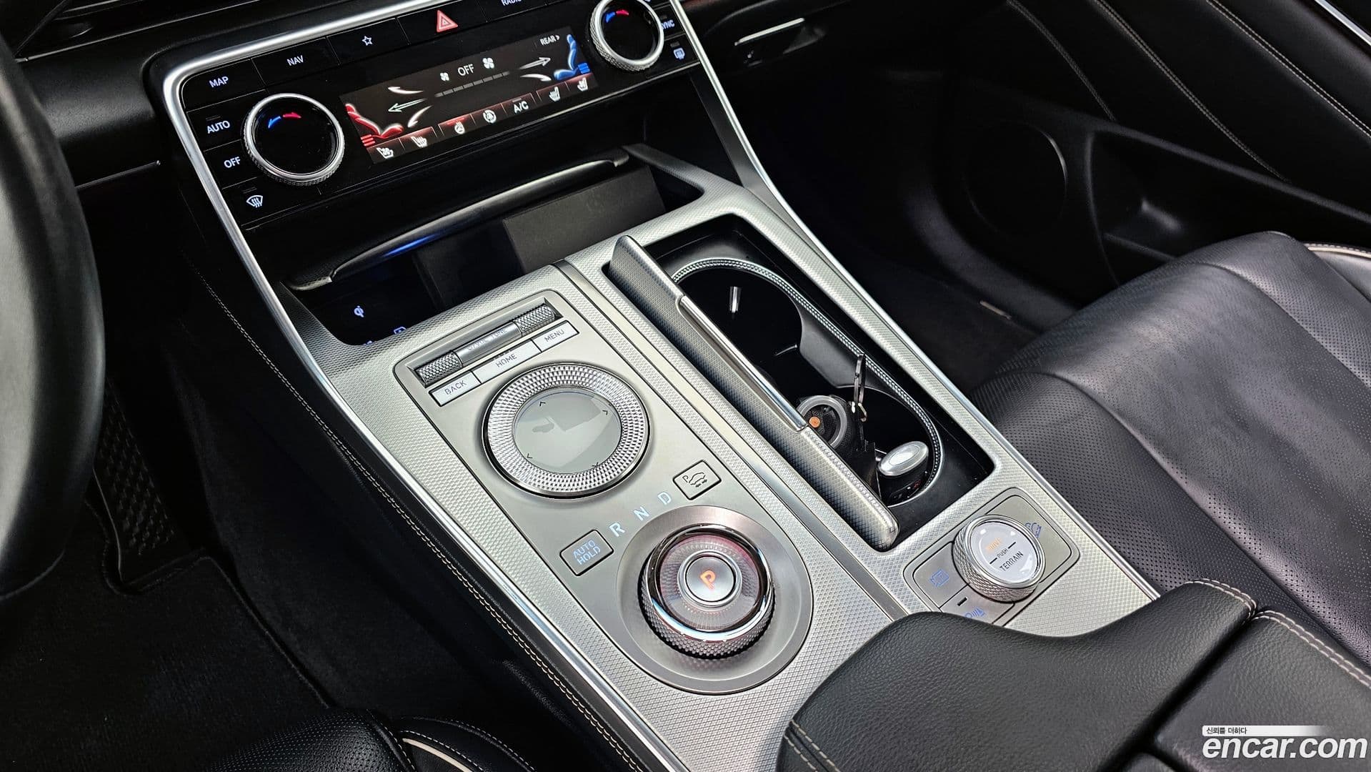 Main__Slider__Photo:GV80 Genesis 2020.2-8