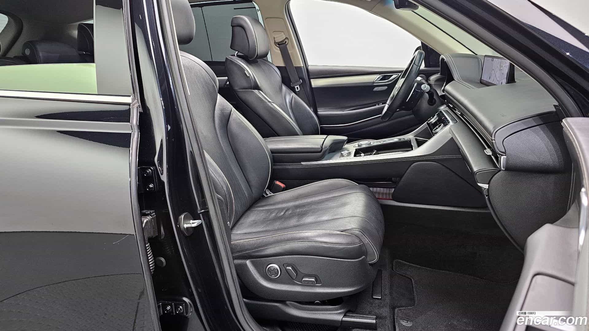 GV80 Genesis 2020.2-INNER-010