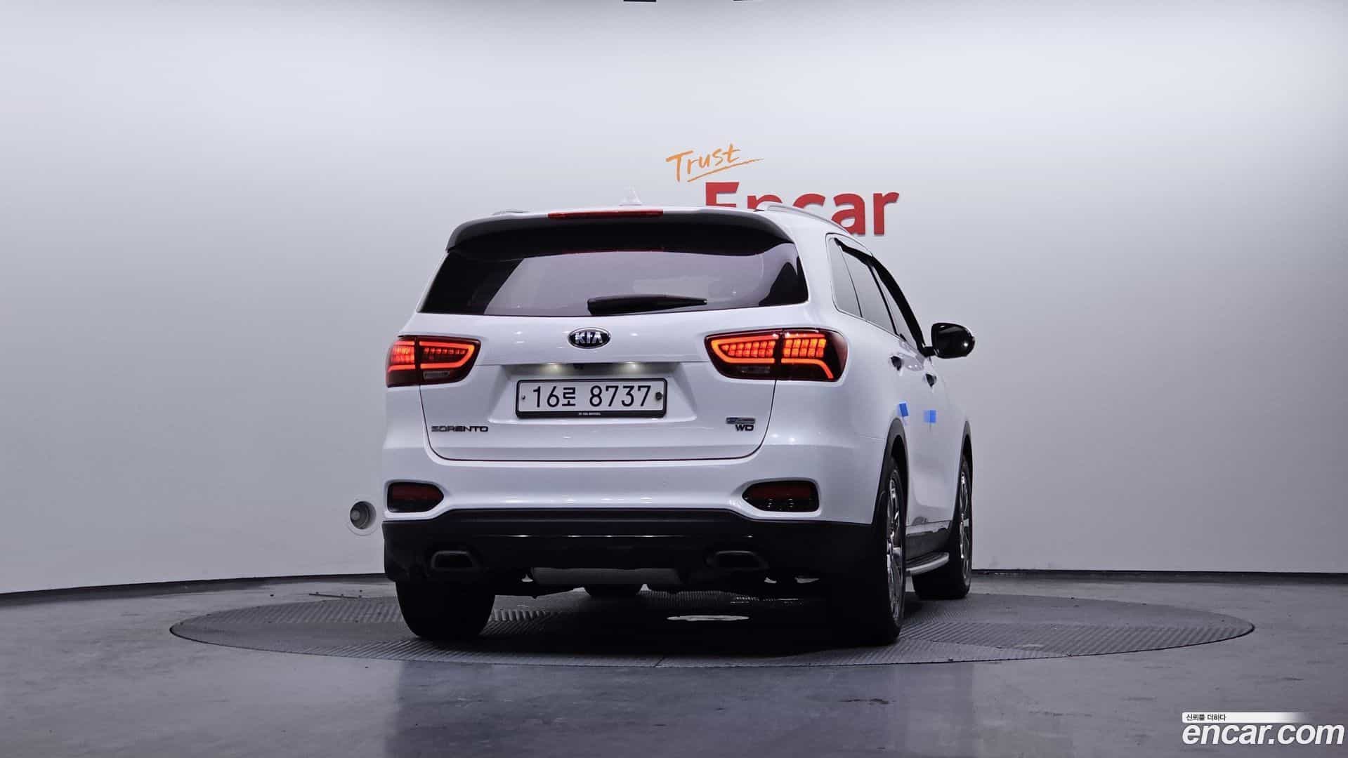 Sorento Kia 2018.8-OUTER-004