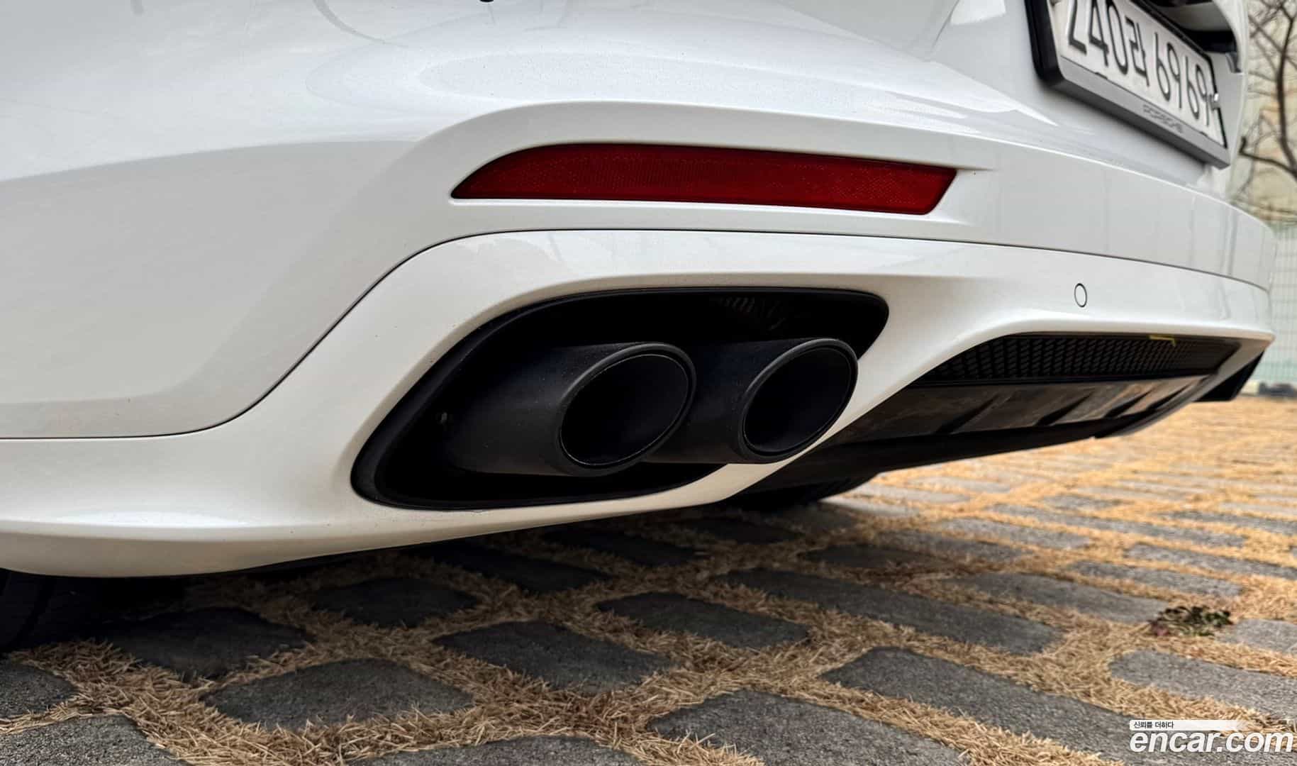 Panamera Porsche 2020.2-INNER-010