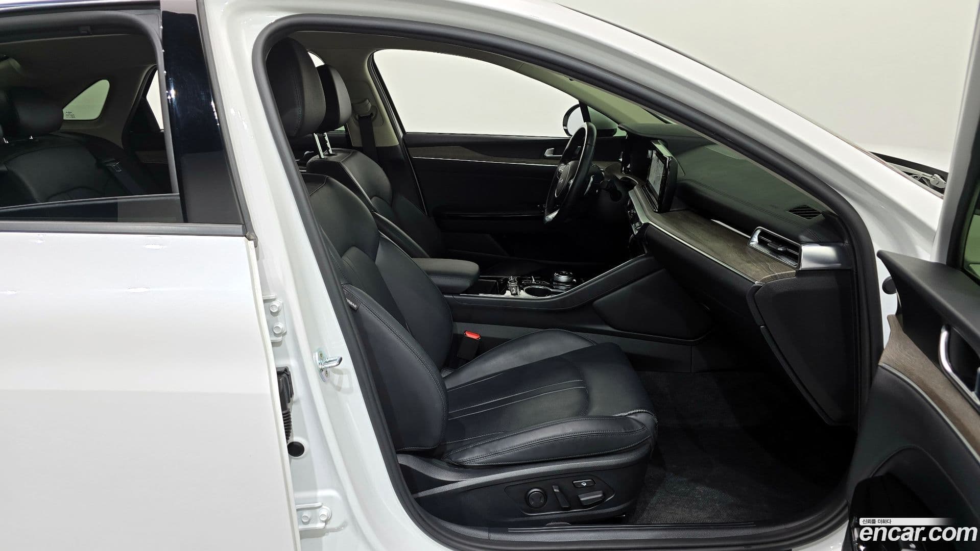 Main__Slider__Photo:K5 Kia 2022.9-10