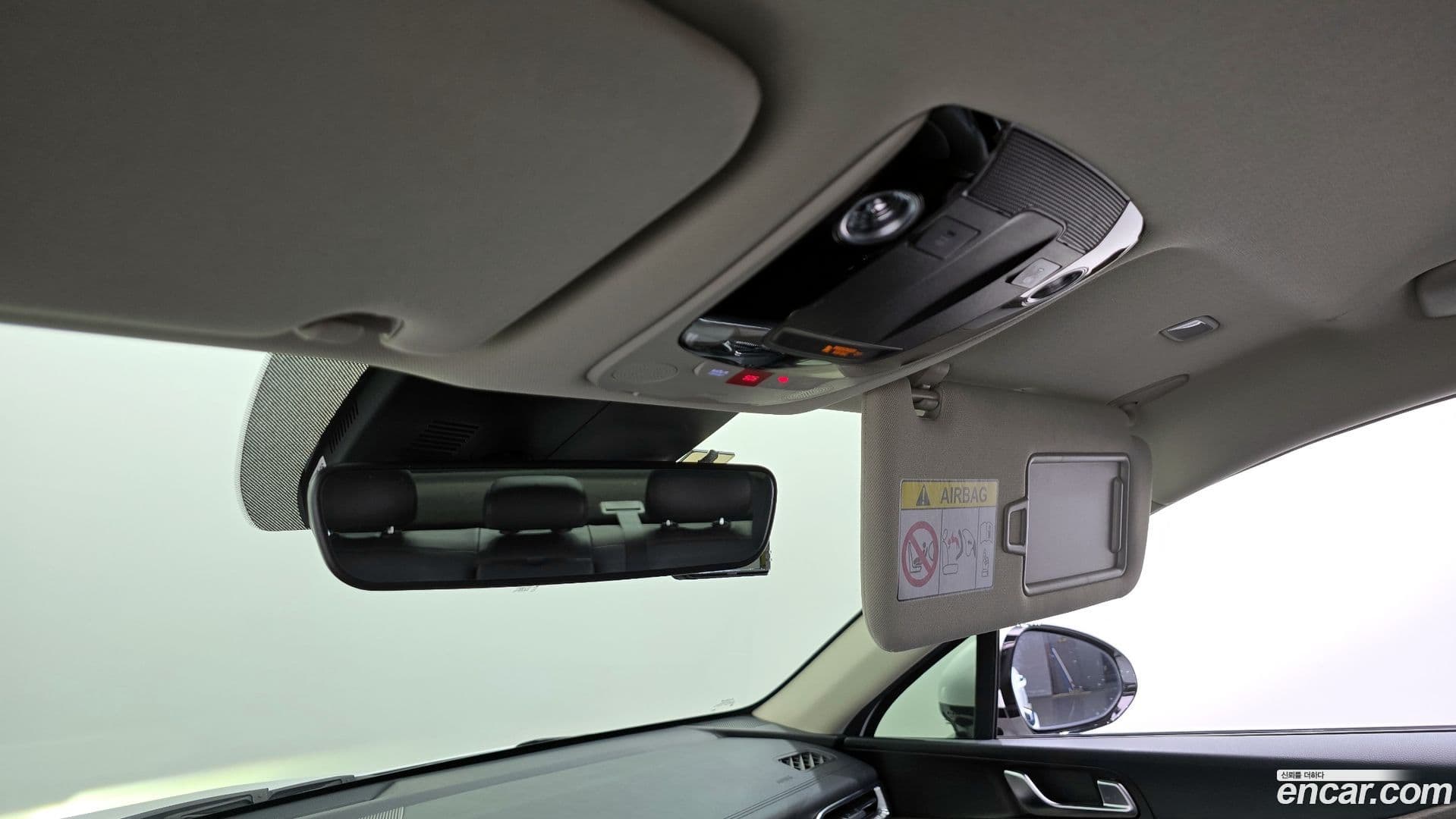 Main__Slider__Photo:K5 Kia 2022.9-17