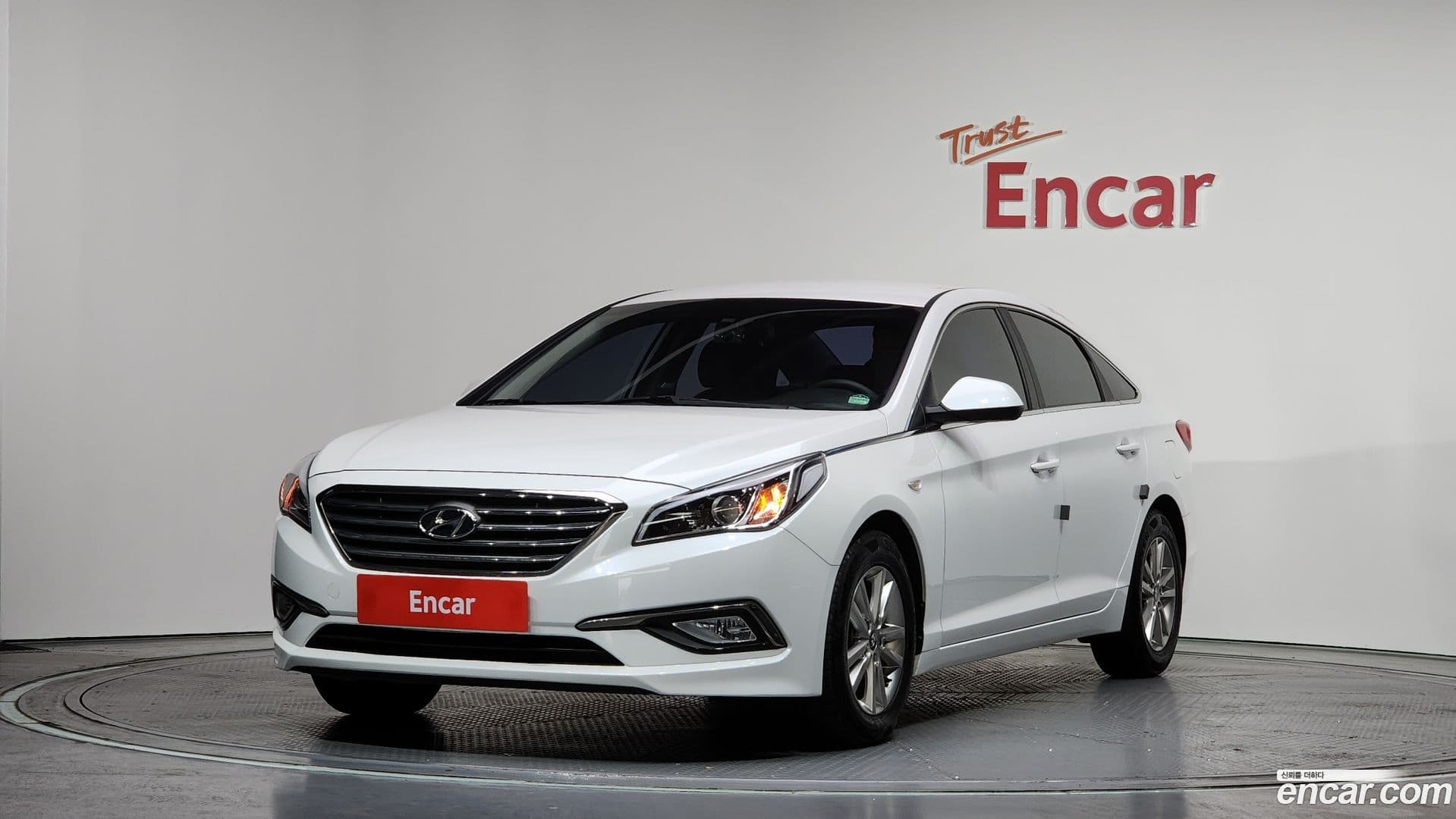 Main__Slider__Photo:Sonata Hyundai 2016.6-0