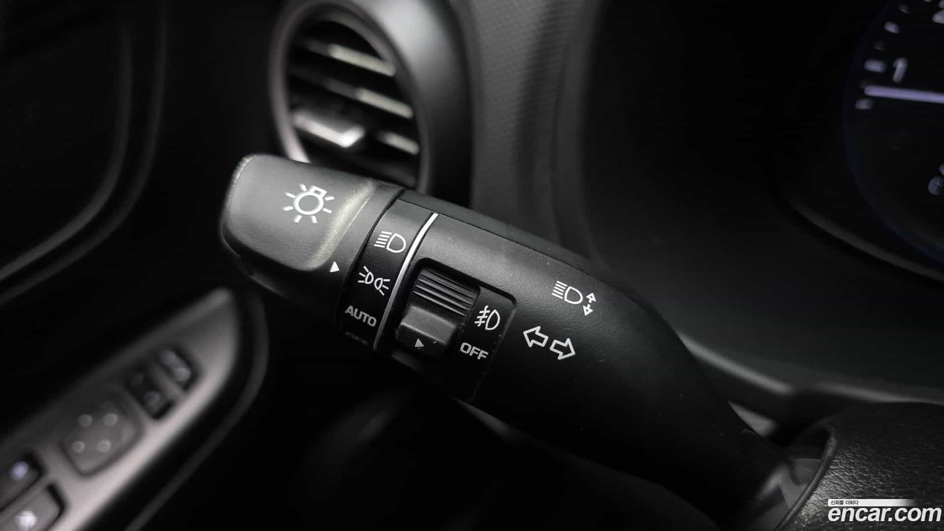 Kona Hyundai 2019.1-OPTION-022