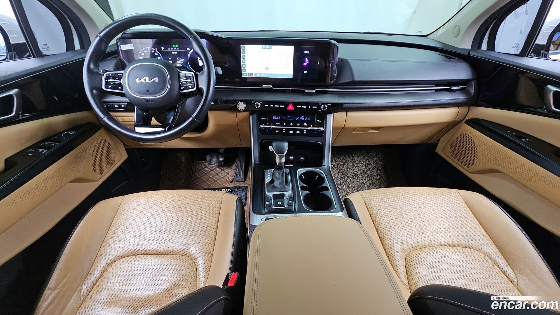 Main__Slider__Photo:Canival Kia 2021.11-6