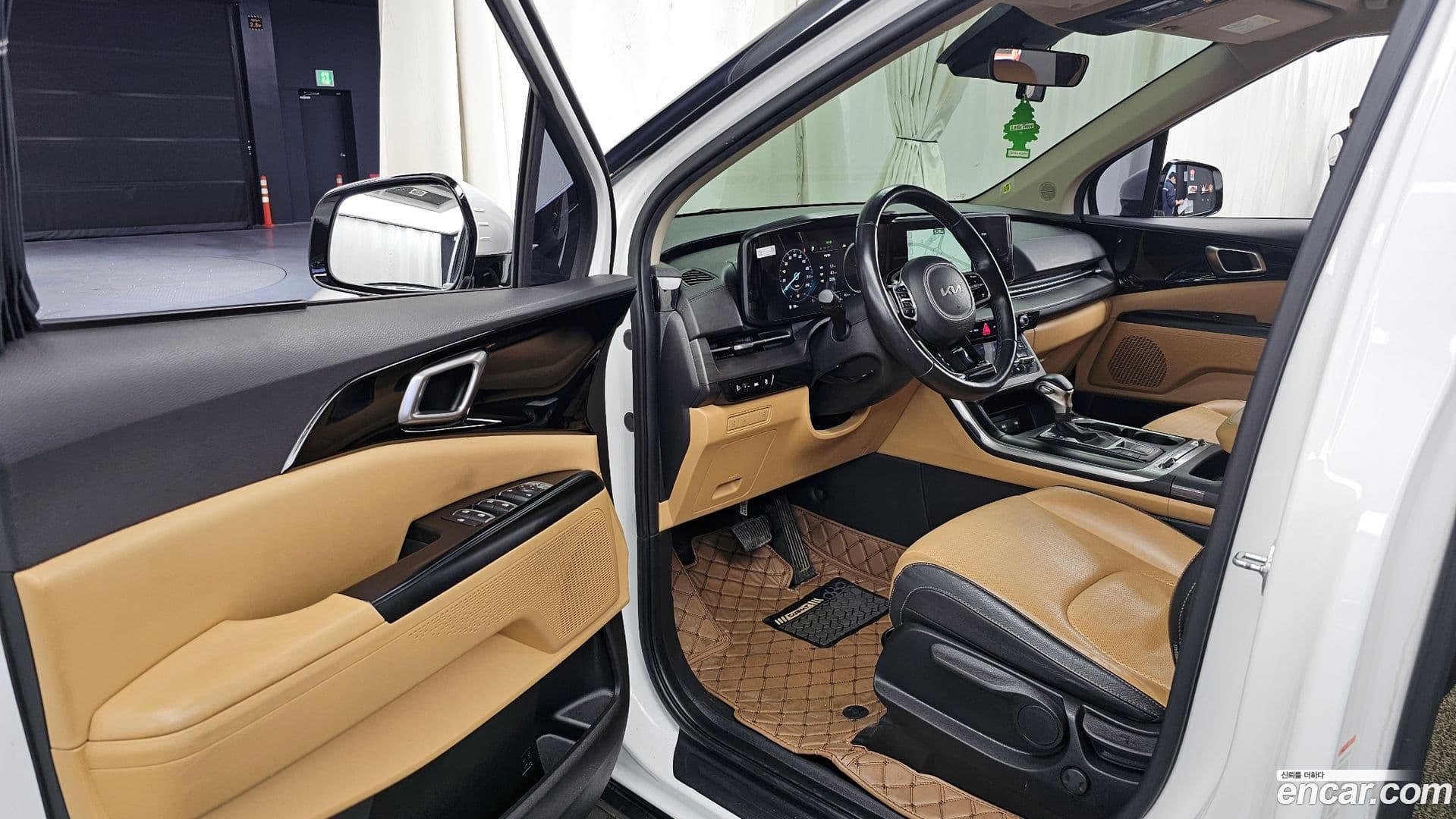 Main__Slider__Photo:Canival Kia 2021.11-9