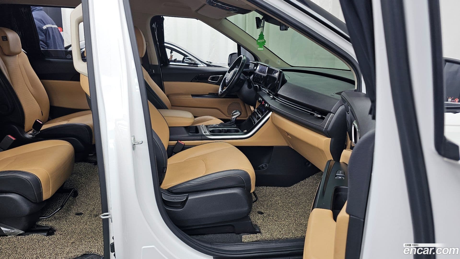 Main__Slider__Photo:Canival Kia 2021.11-10