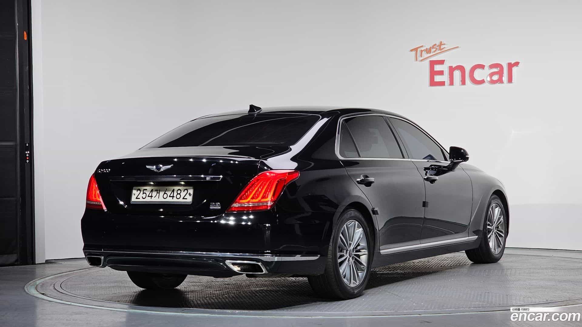 EQ900 Genesis 2017.2-OUTER-002