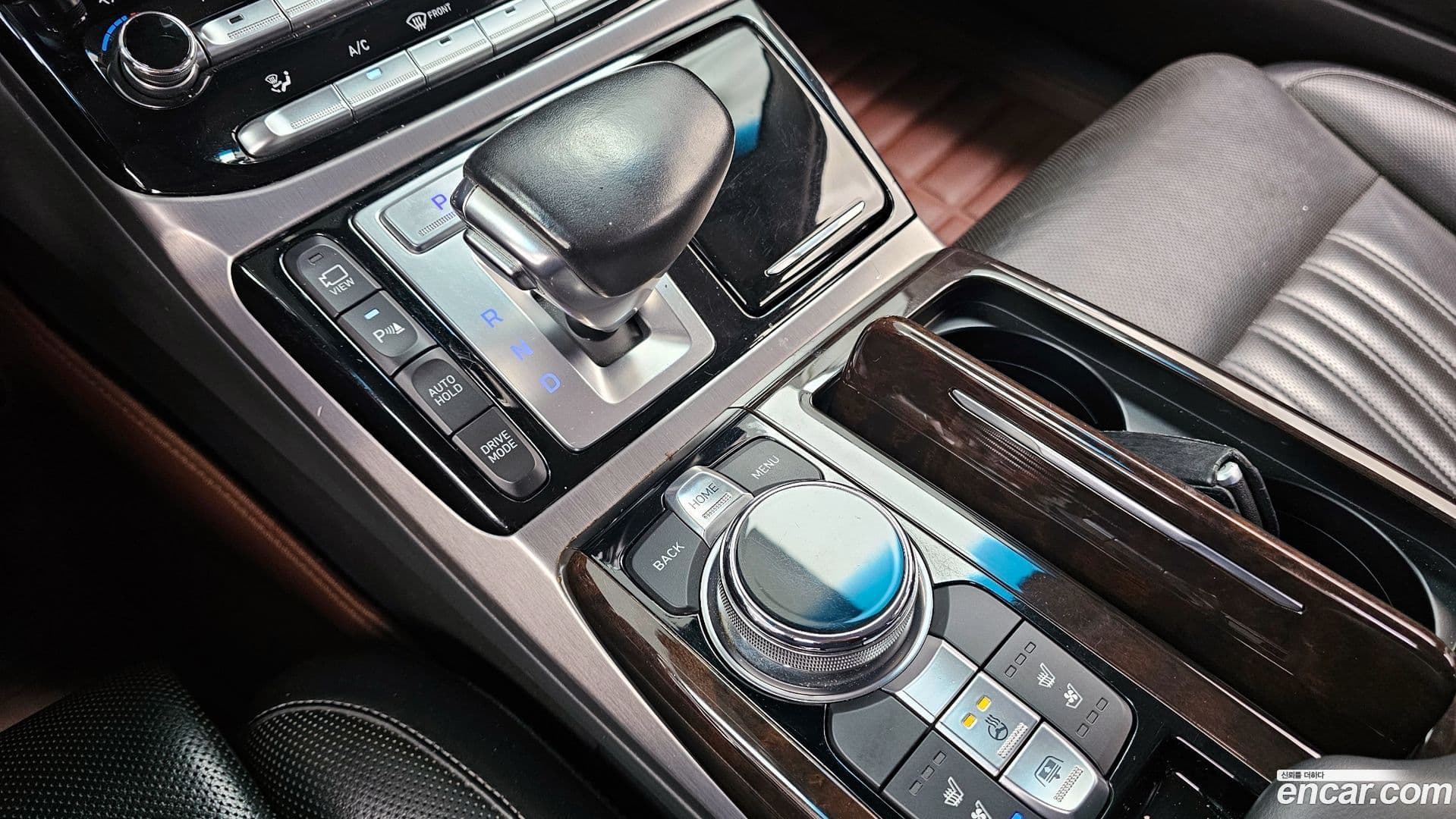 Main__Slider__Photo:EQ900 Genesis 2017.2-8