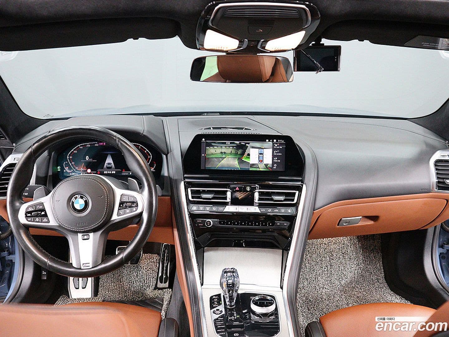 Main__Slider__Photo:8-Series BMW 2021.0-6